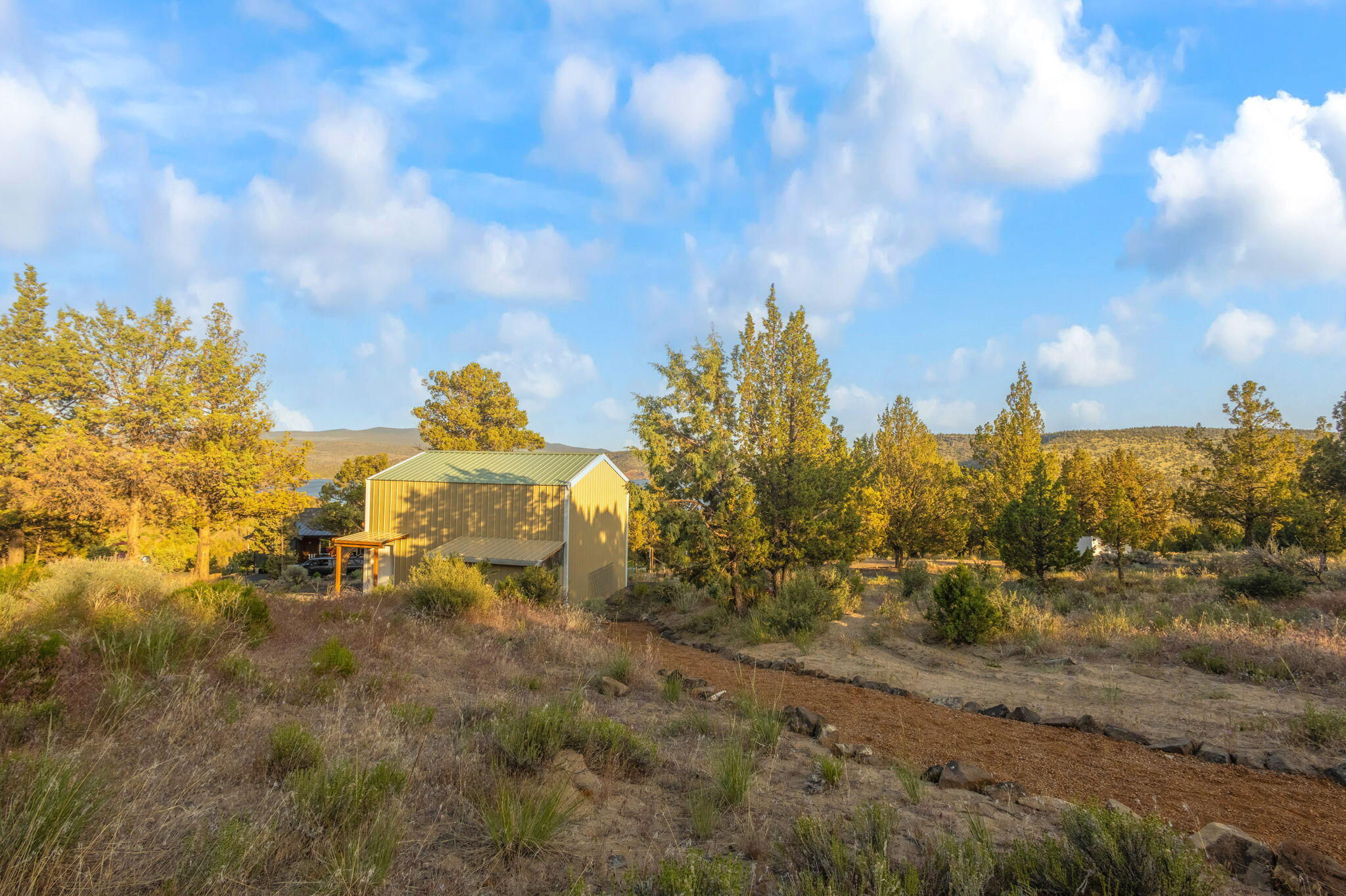 7884 SE Davis Way