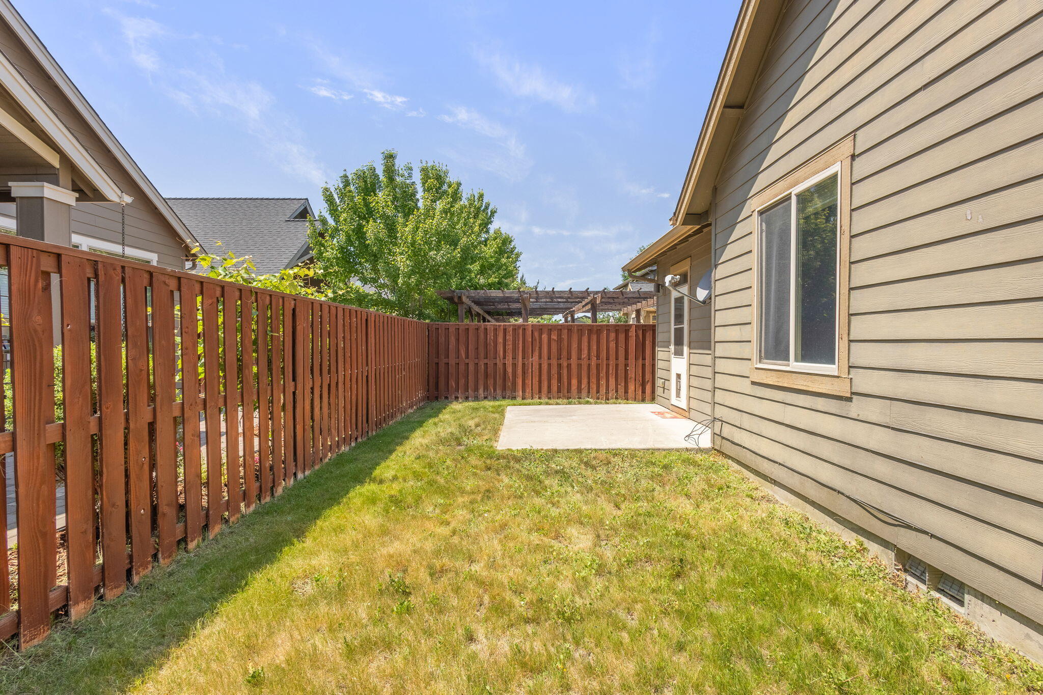 1156 NE Steins Pillar Drive