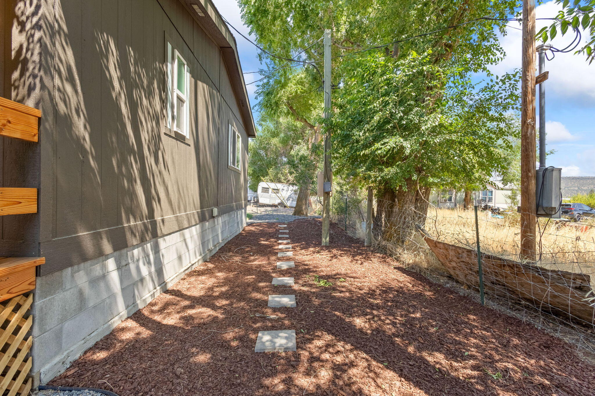 3844 NE Butte Lane