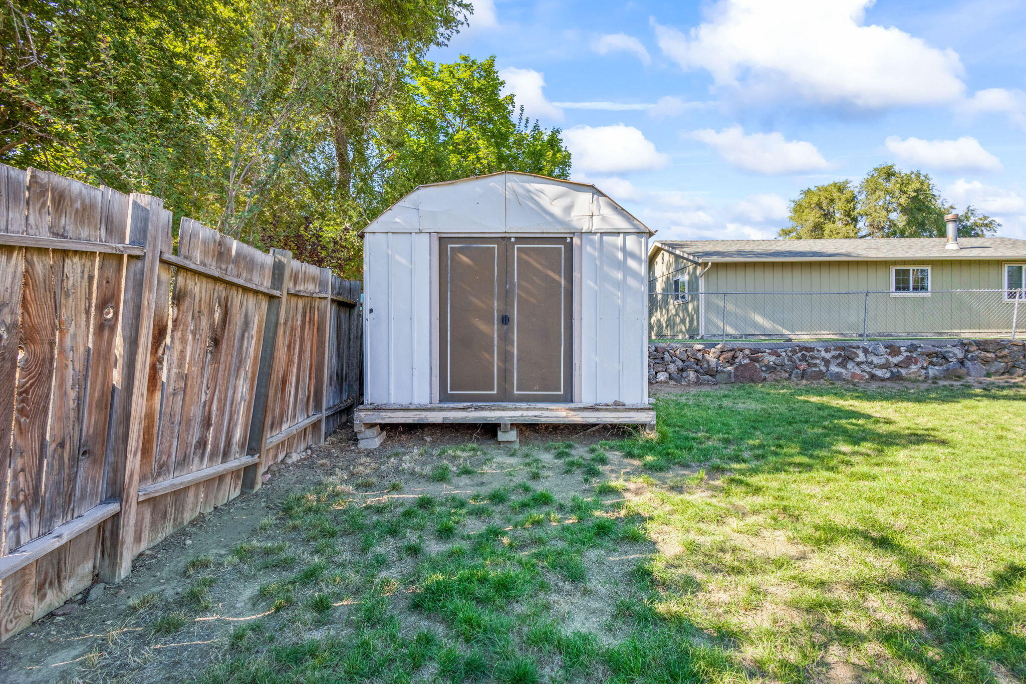 216 NE 9th Street