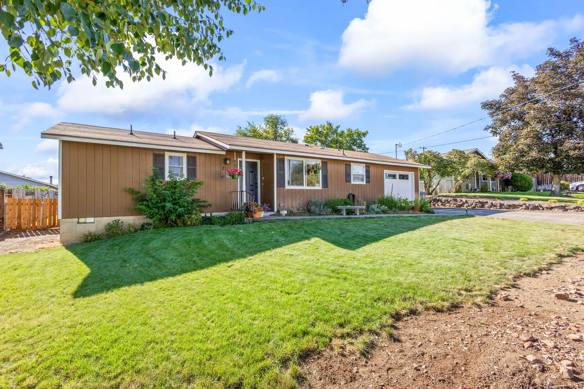 216 NE 9th Street