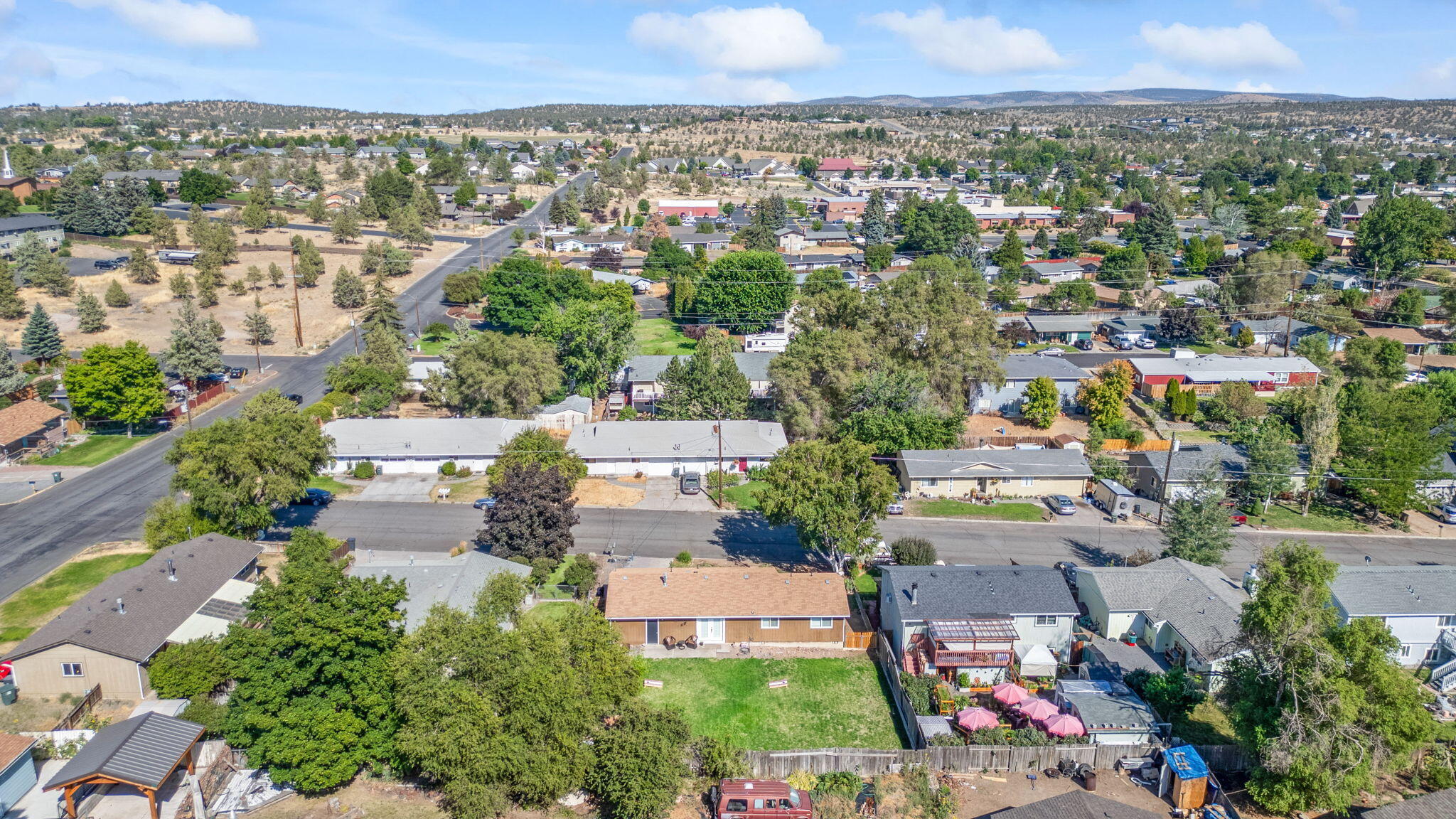 216 NE 9th Street