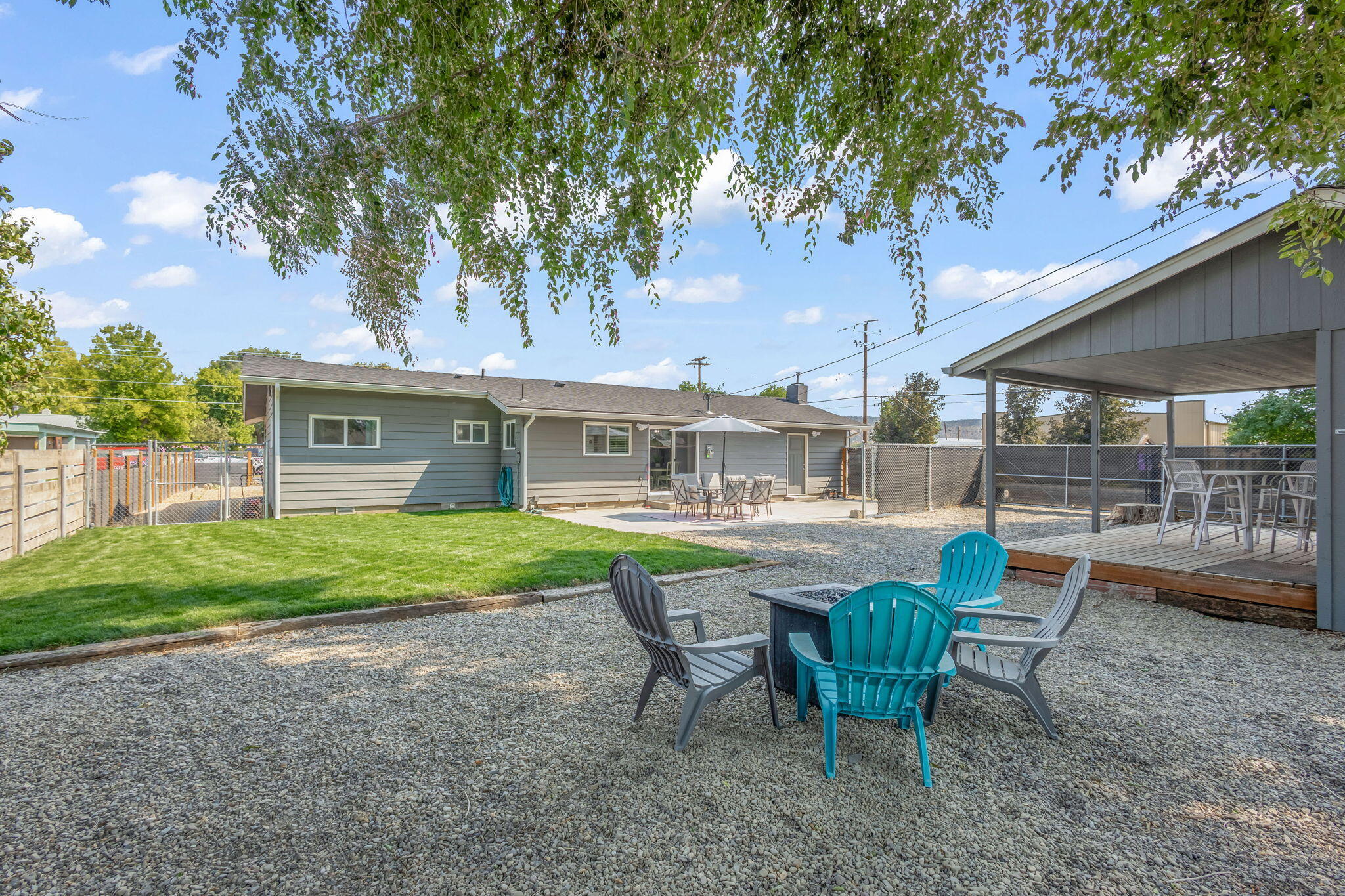 795 SE Fairview Street