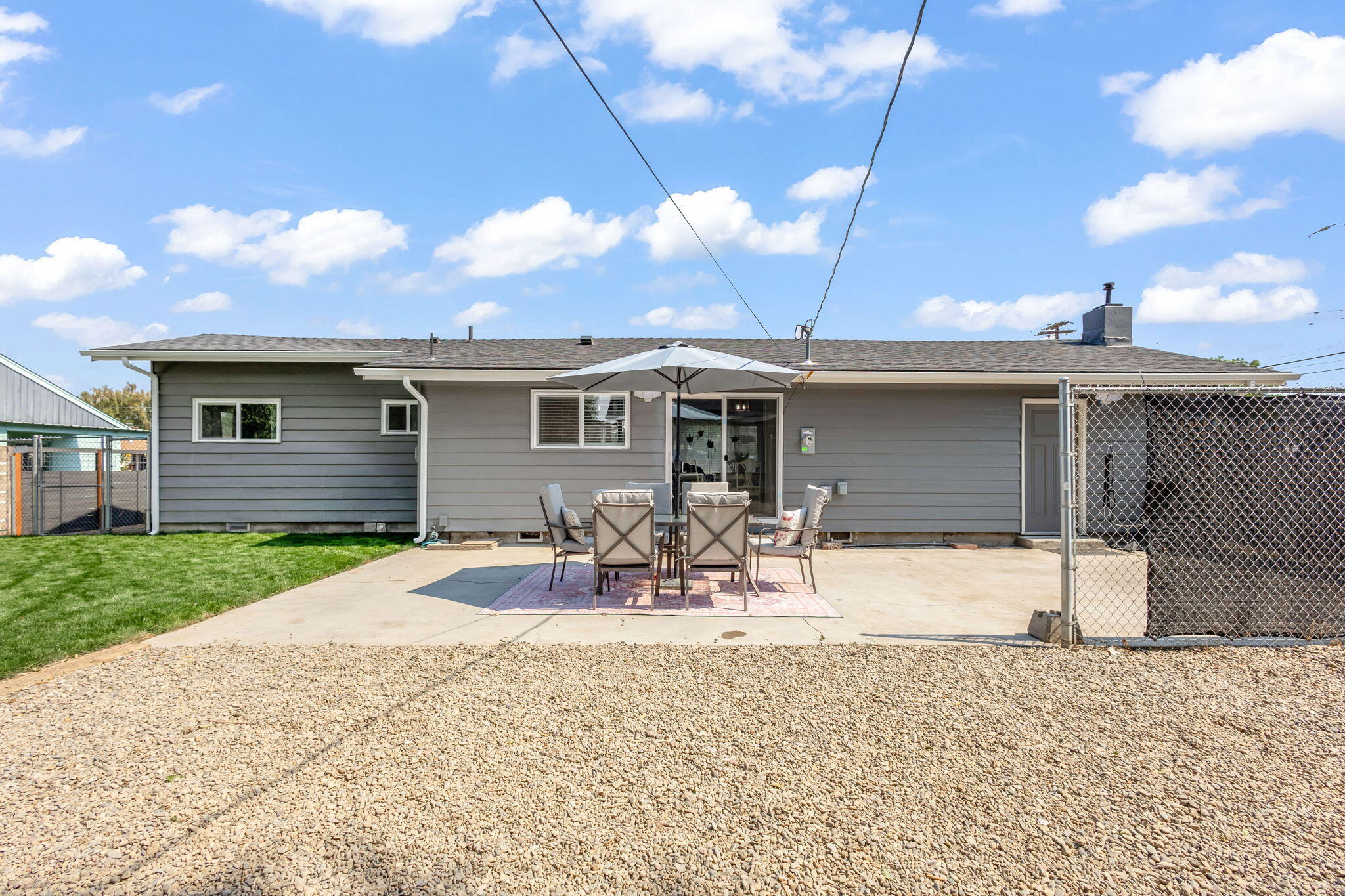 795 SE Fairview Street