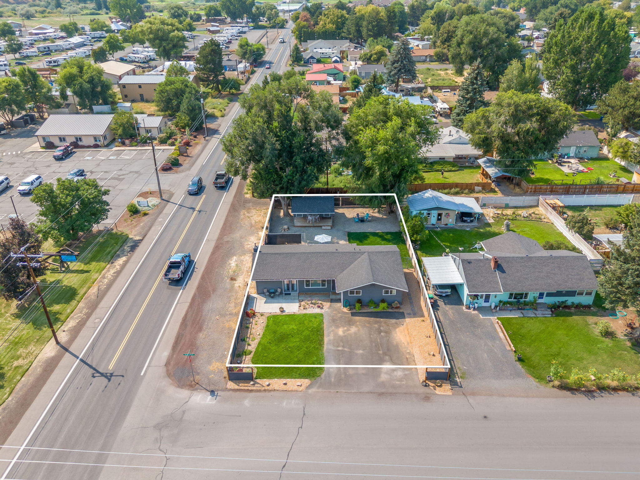 795 SE Fairview Street