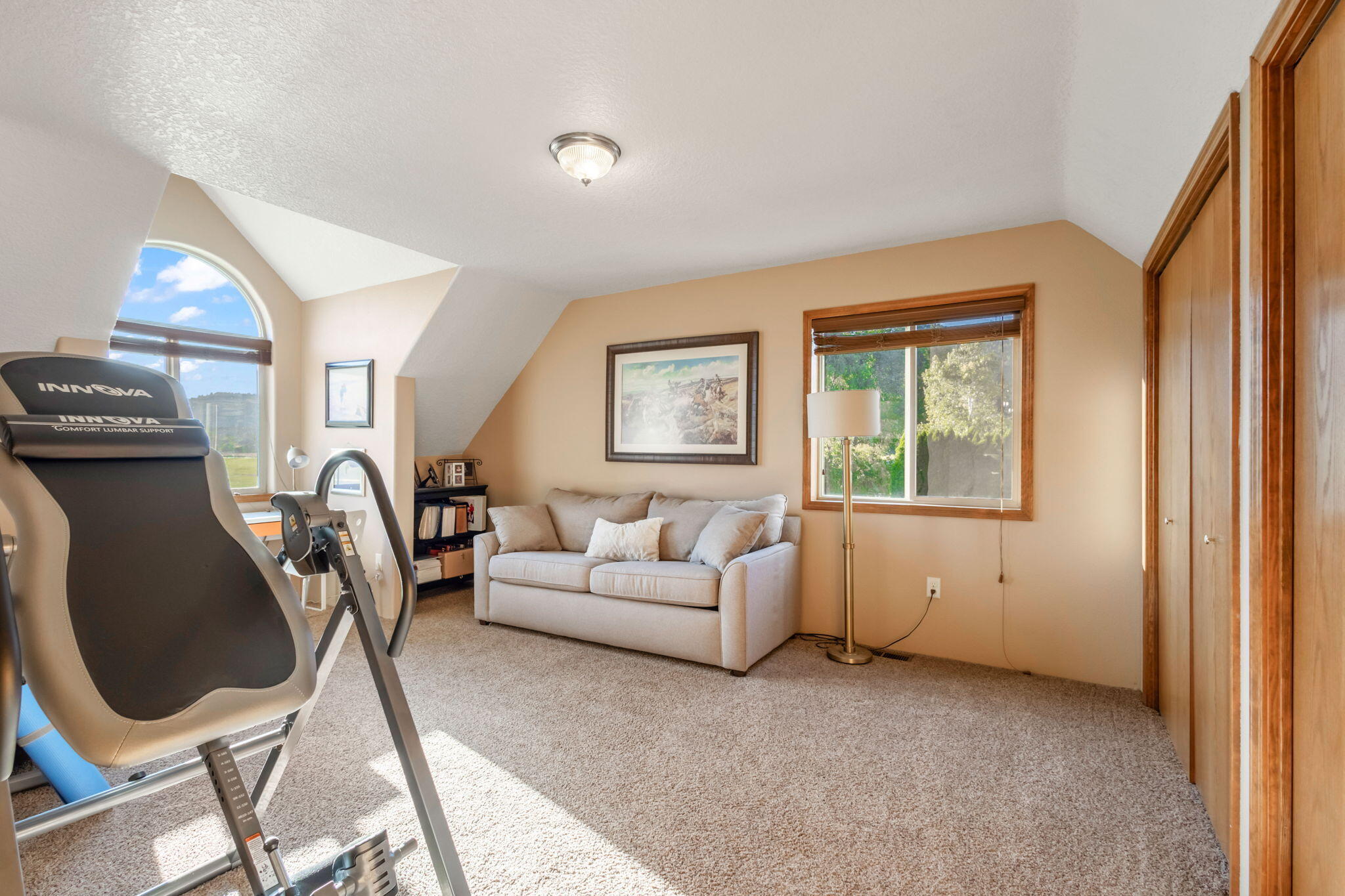 391 NE Marmot Lane