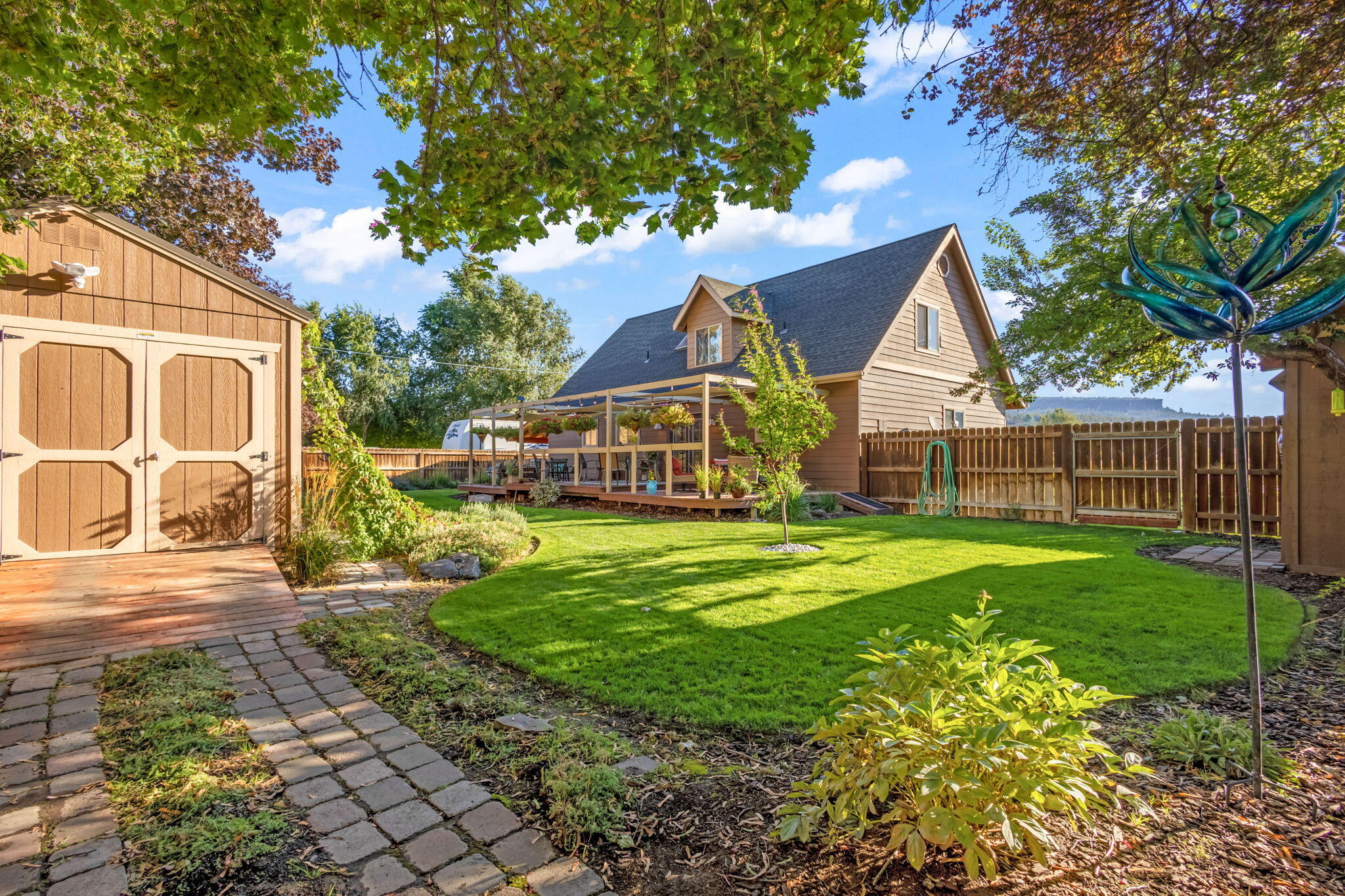 391 NE Marmot Lane