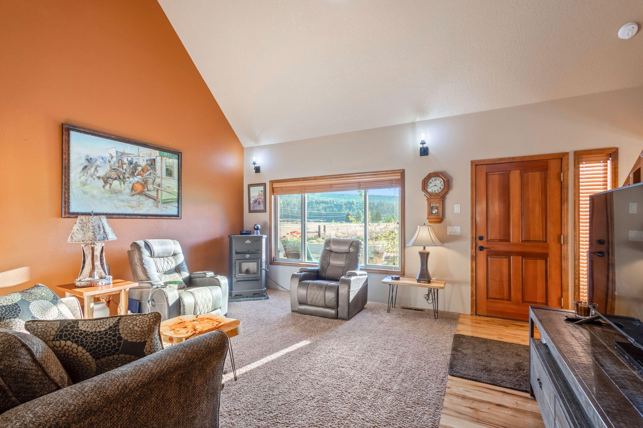 391 NE Marmot Lane