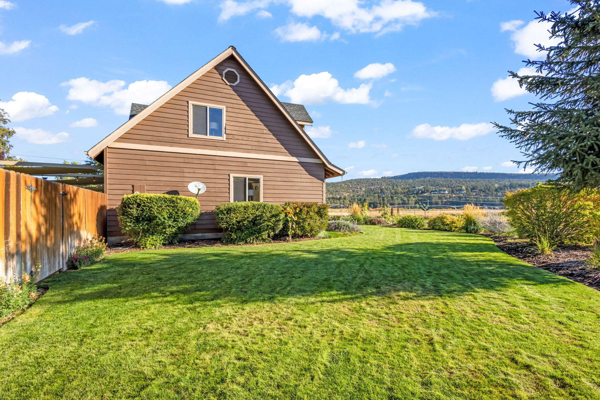 391 NE Marmot Lane