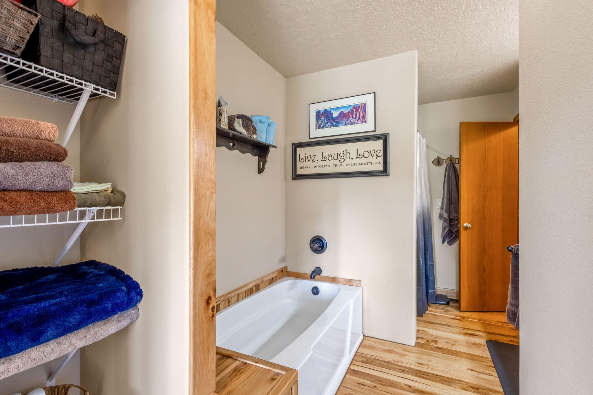 391 NE Marmot Lane