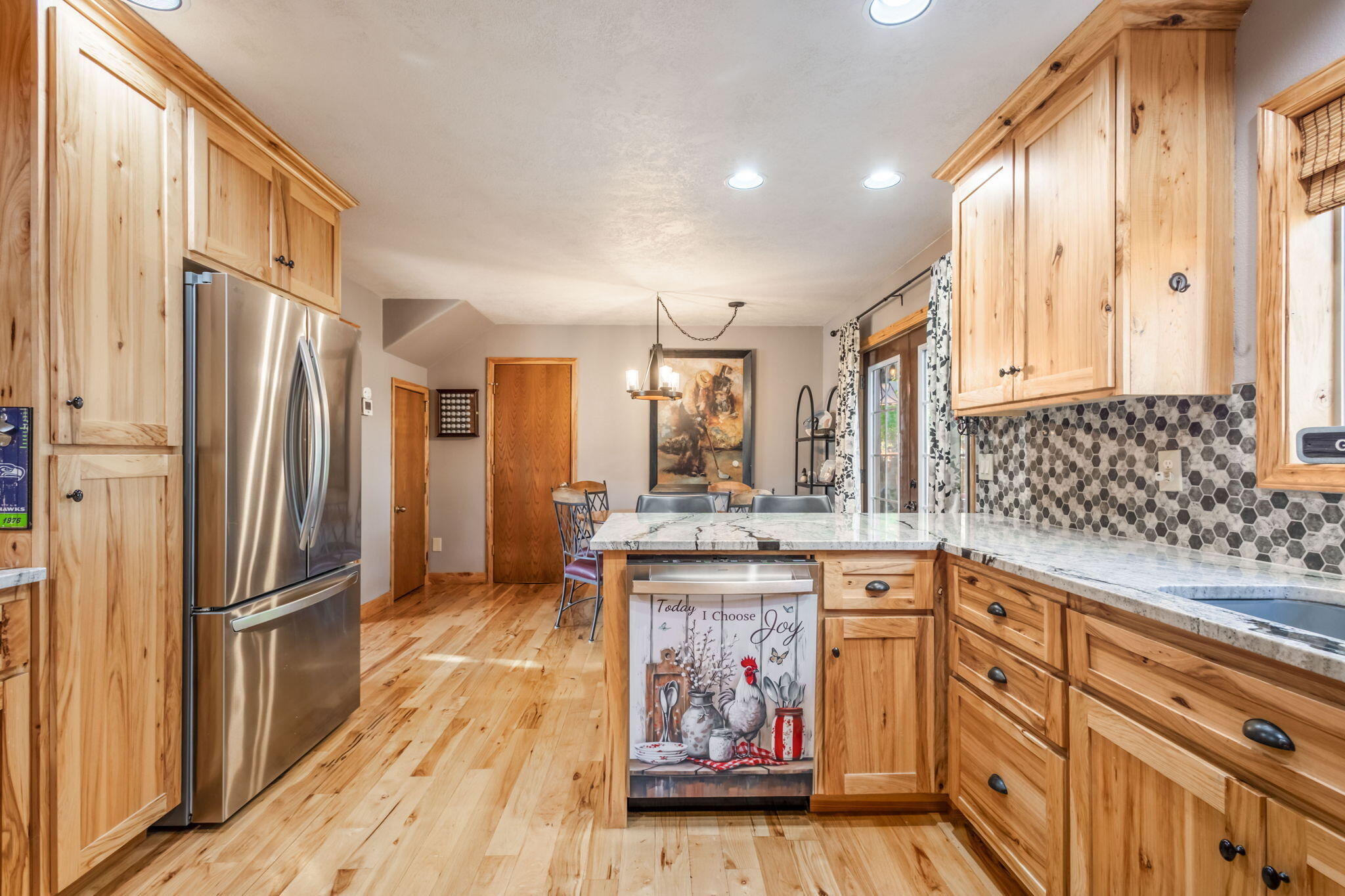 391 NE Marmot Lane