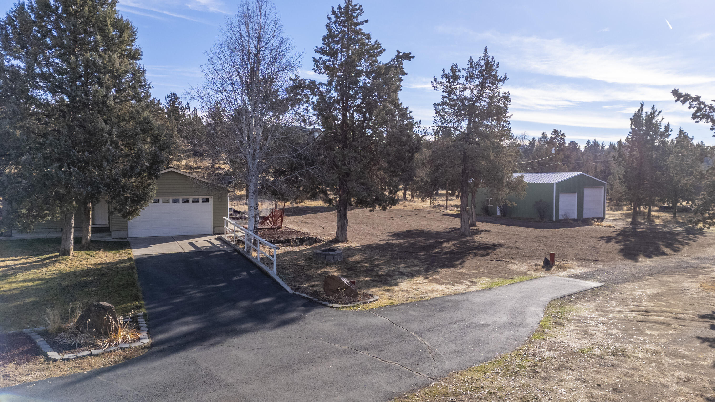 2350 NW Rimrock Loop