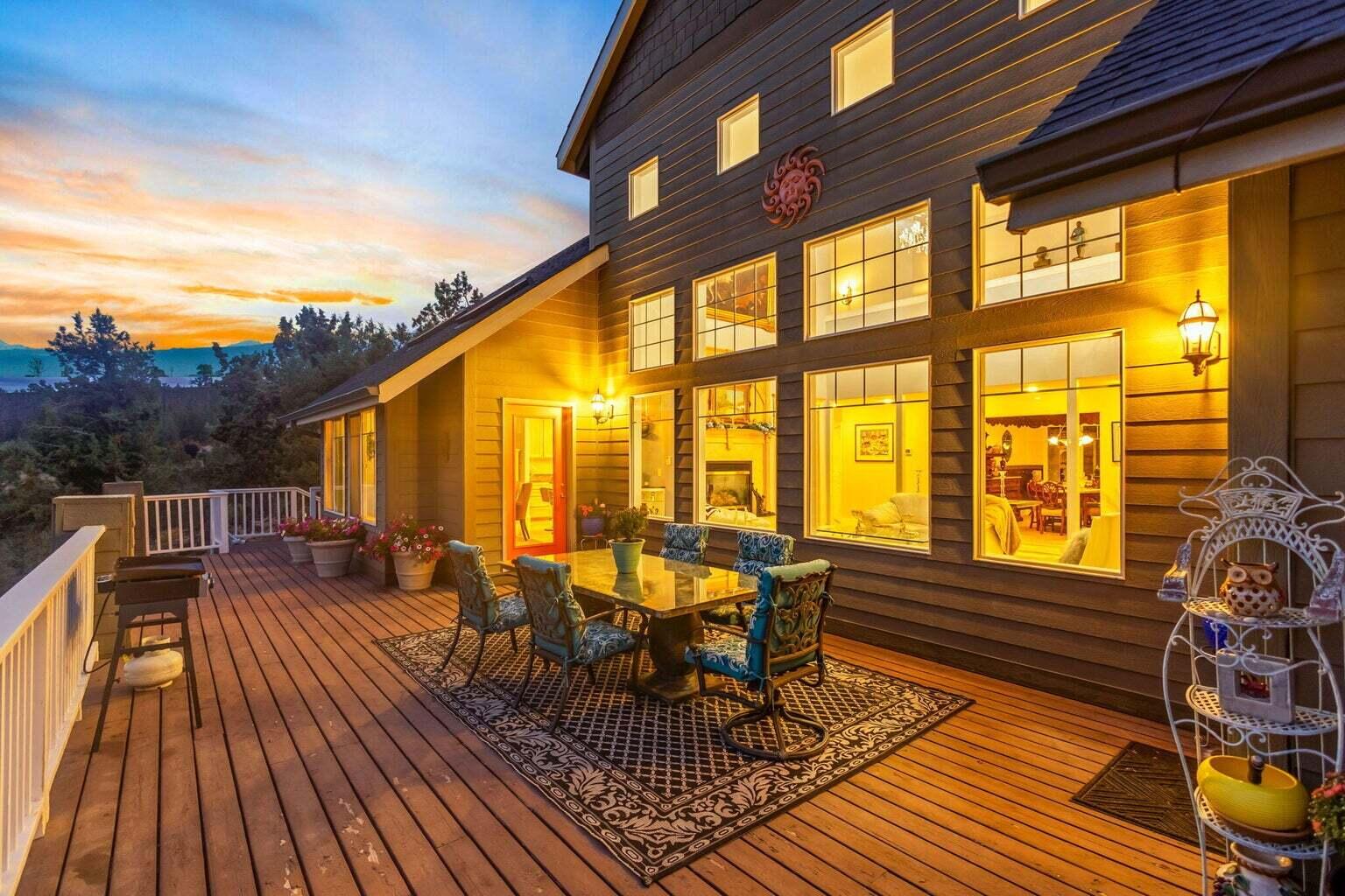 2483 NW Century Drive