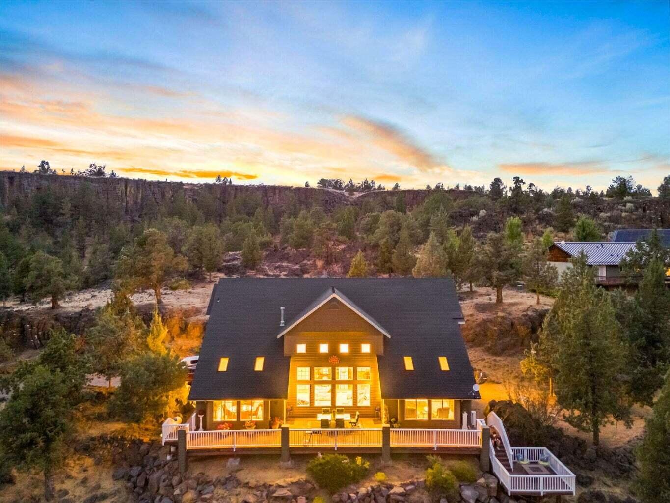 2483 NW Century Drive
