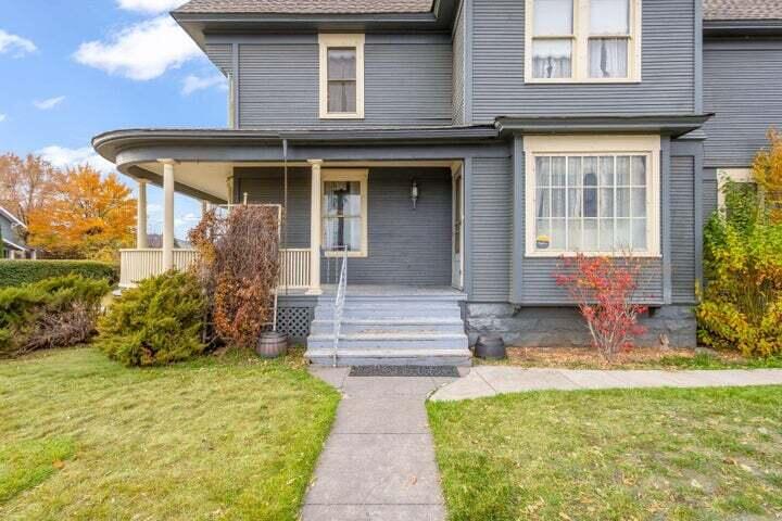 305 W 1st Street