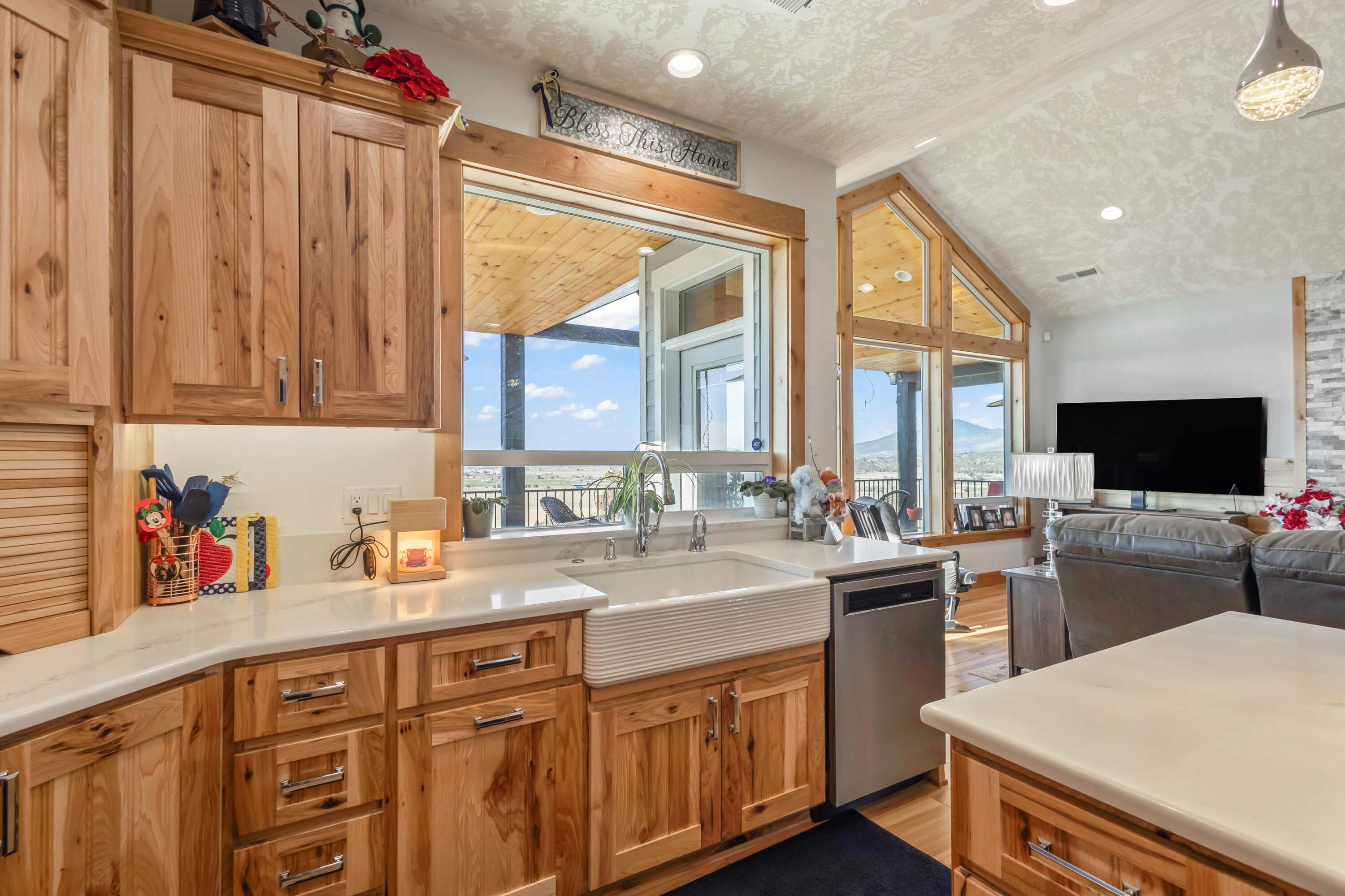 5582 N McKay Road