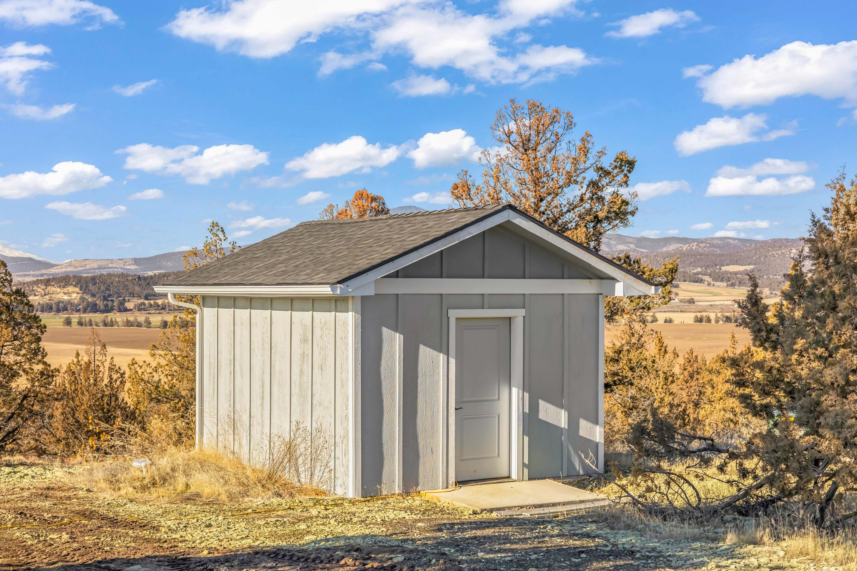 5582 N McKay Road