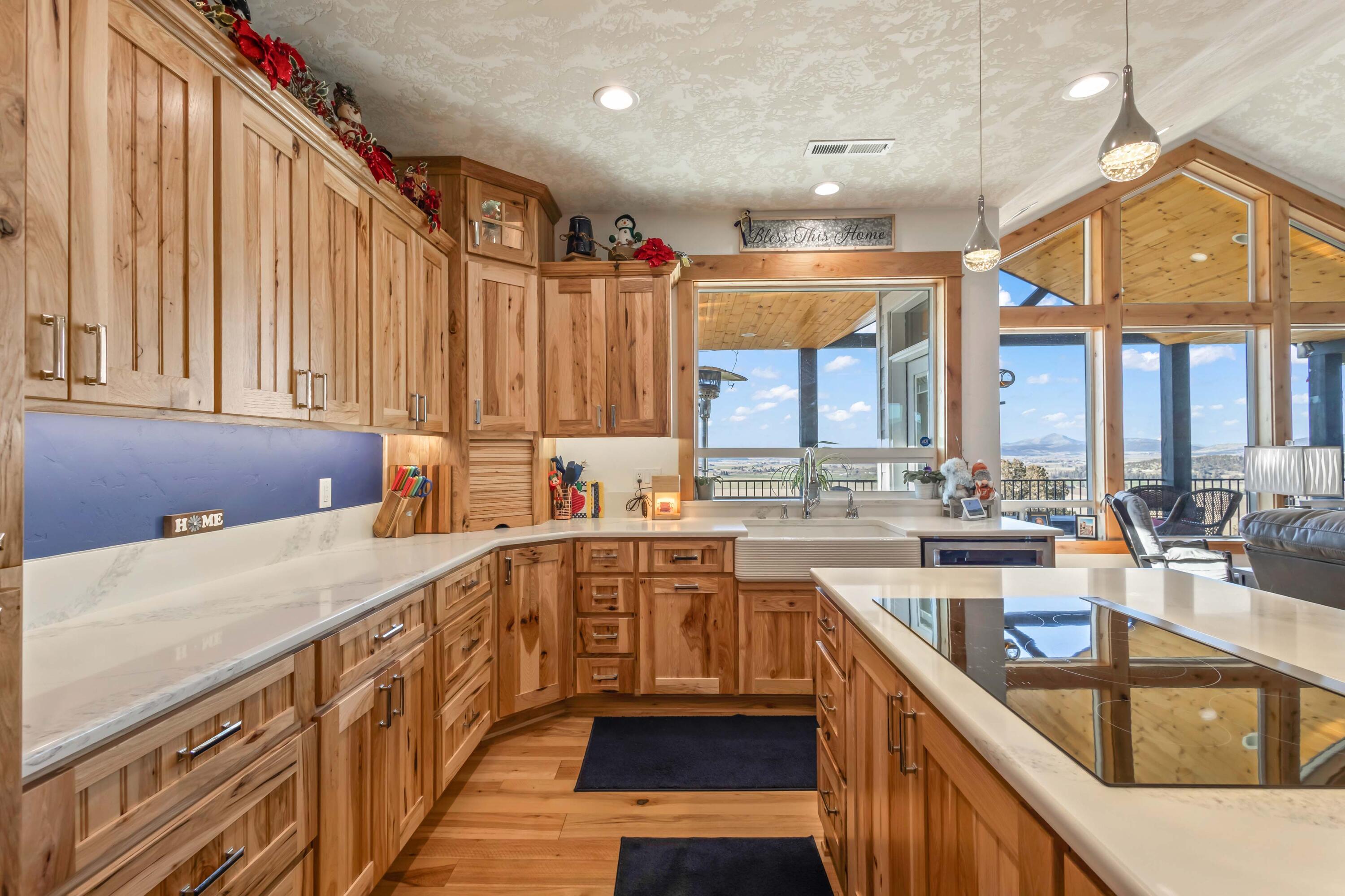 5582 N McKay Road