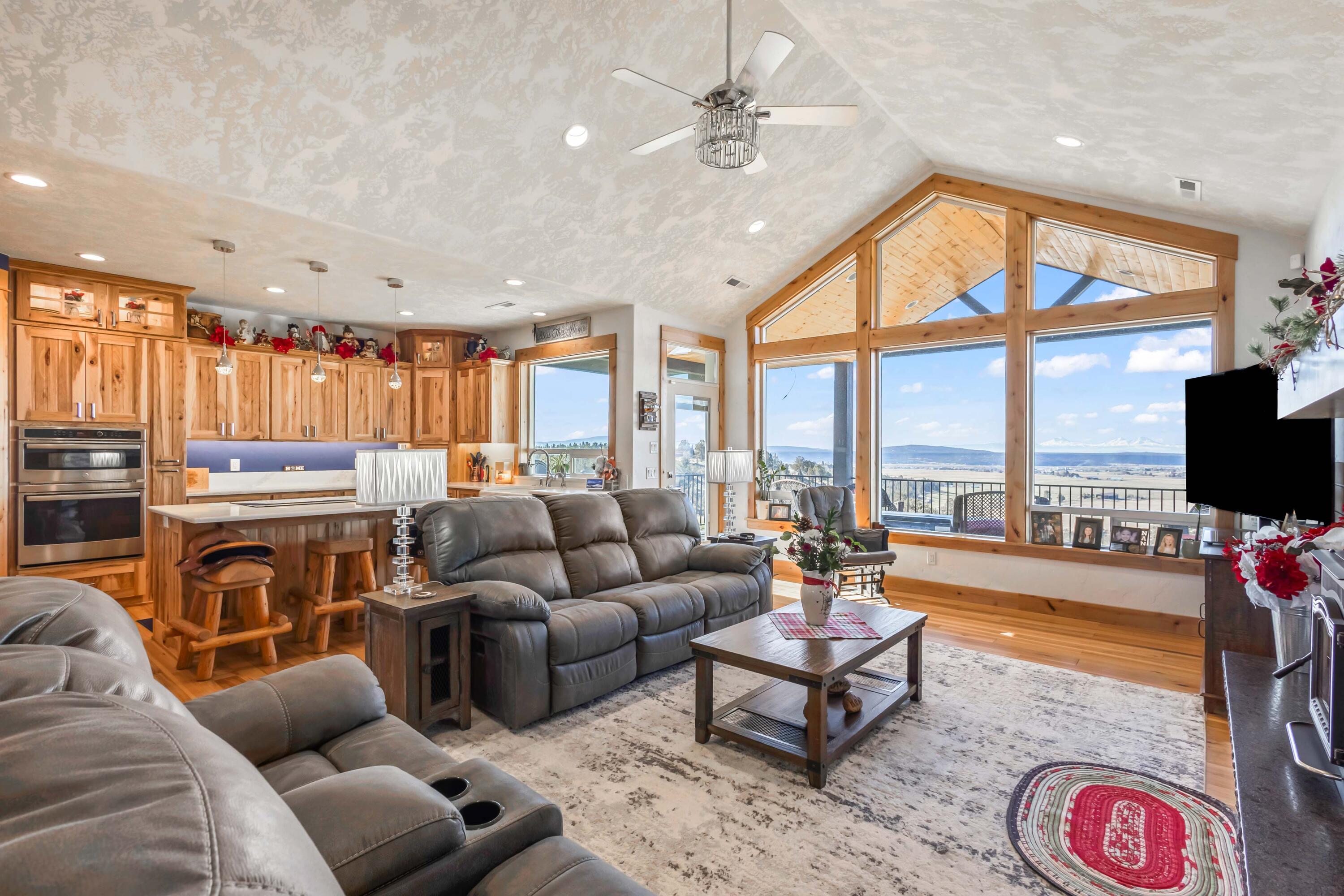 5582 N McKay Road