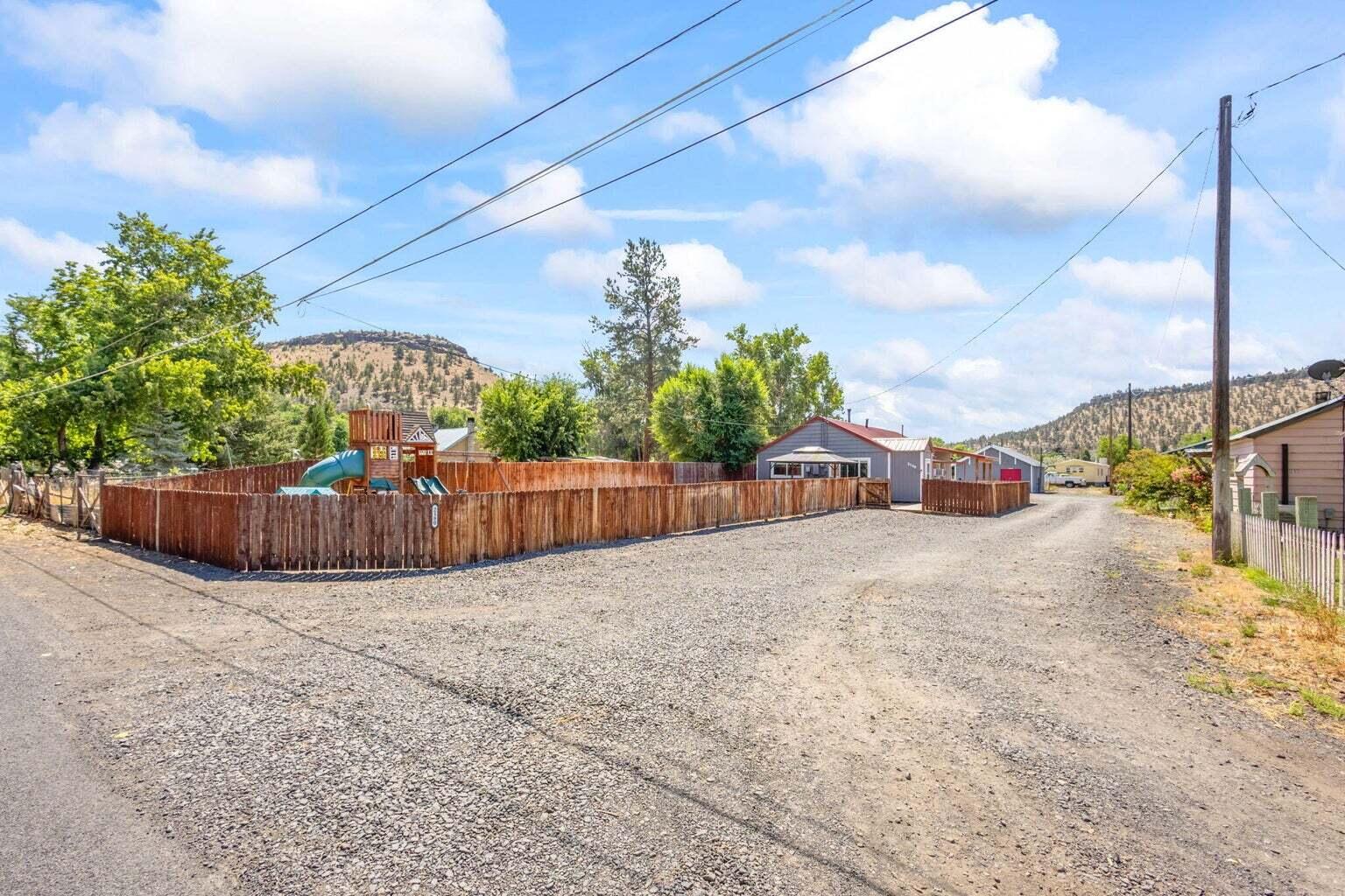2180 SE Melrose Drive
