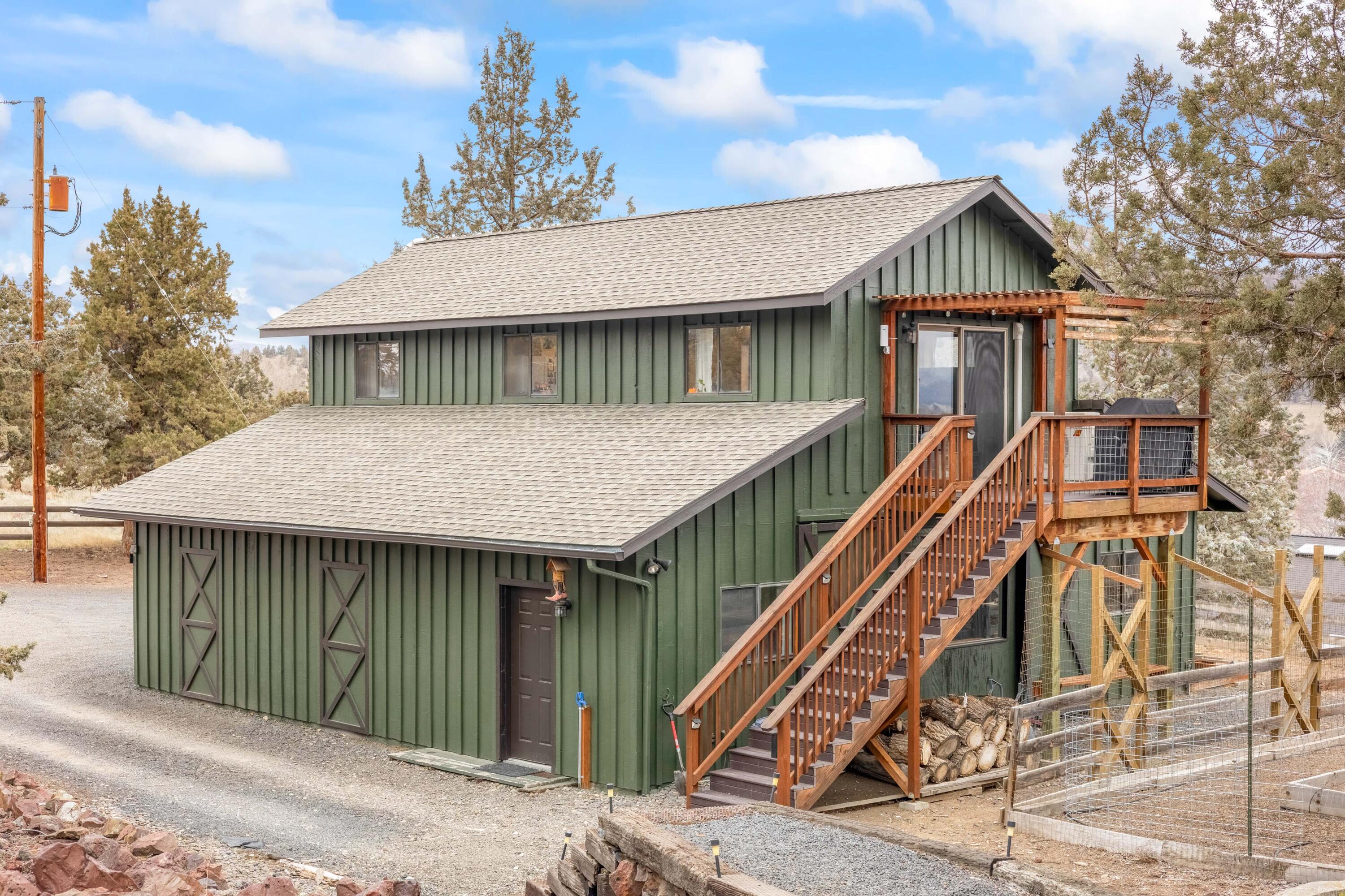2603 NE Meadowcrest Drive