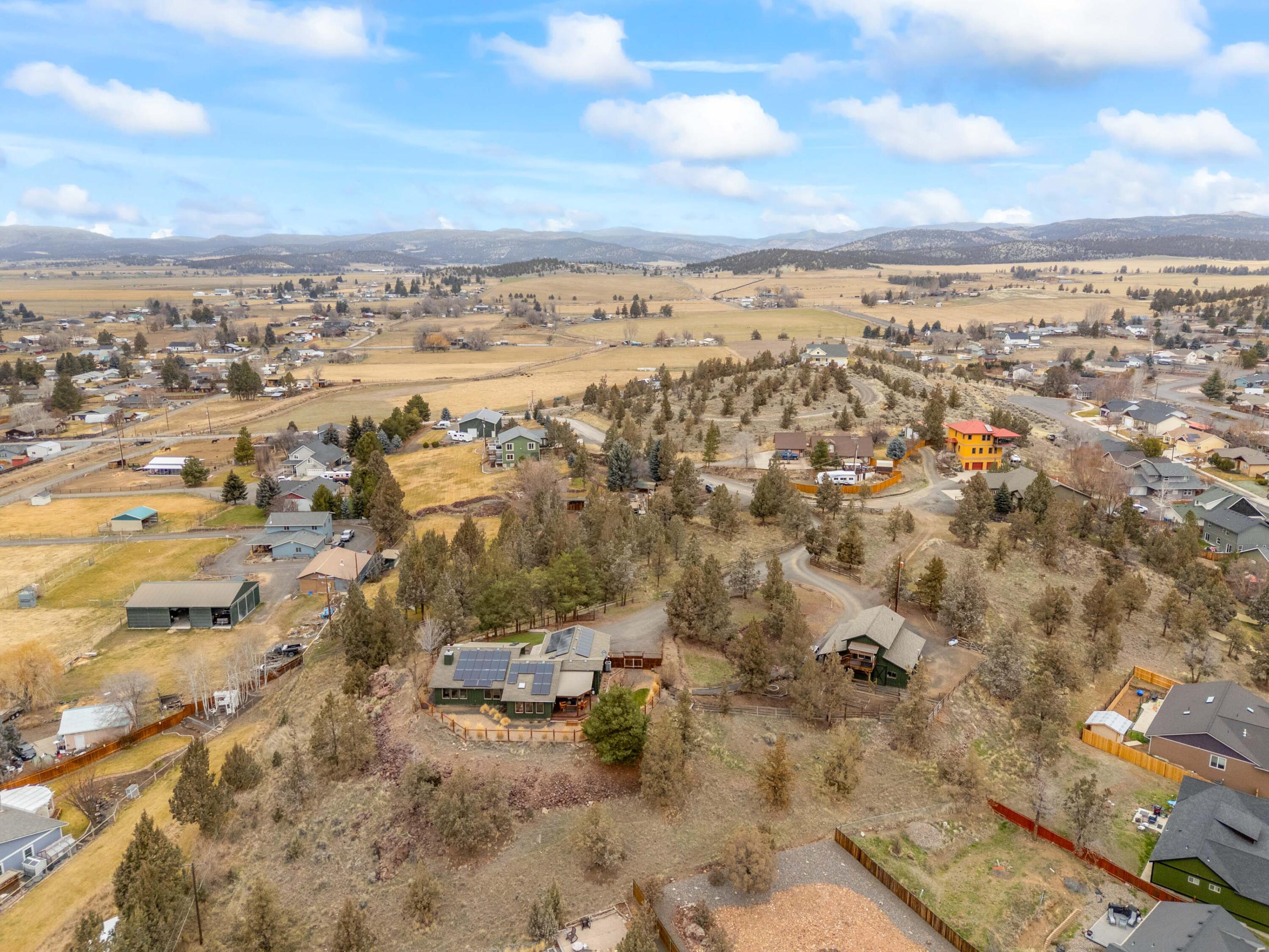 2603 NE Meadowcrest Drive