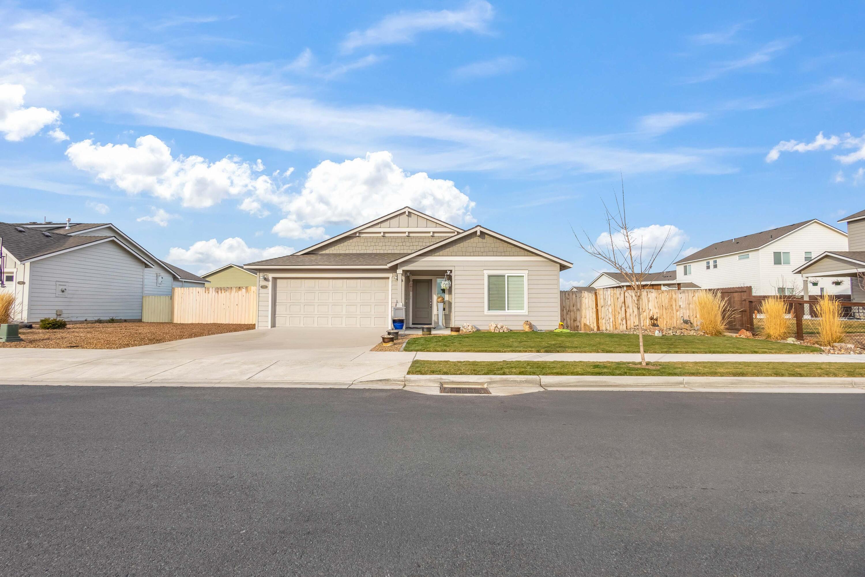 224 NW Monte Vista Avenue
