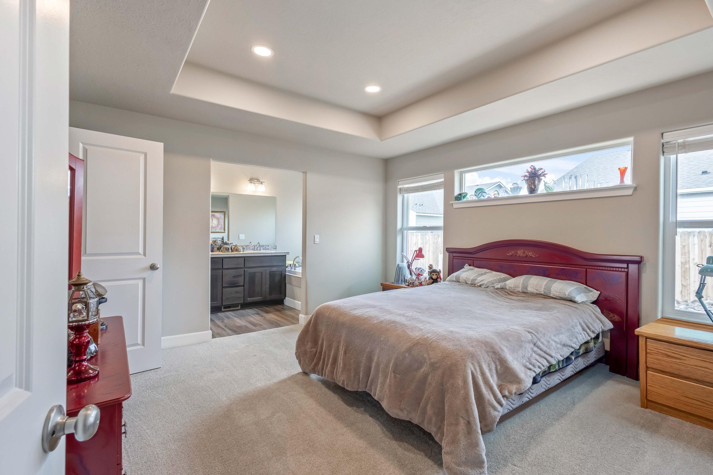 224 NW Monte Vista Avenue