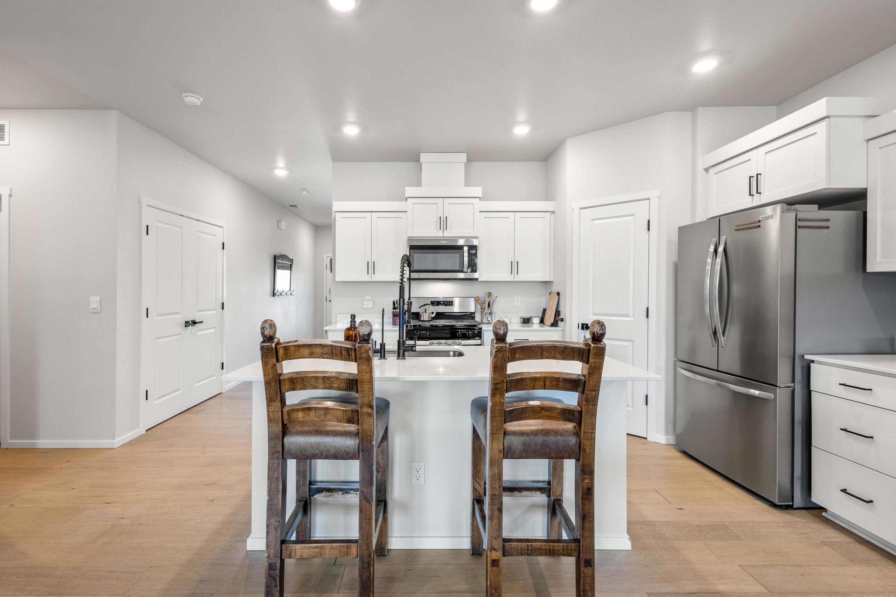 745 NE Union Loop