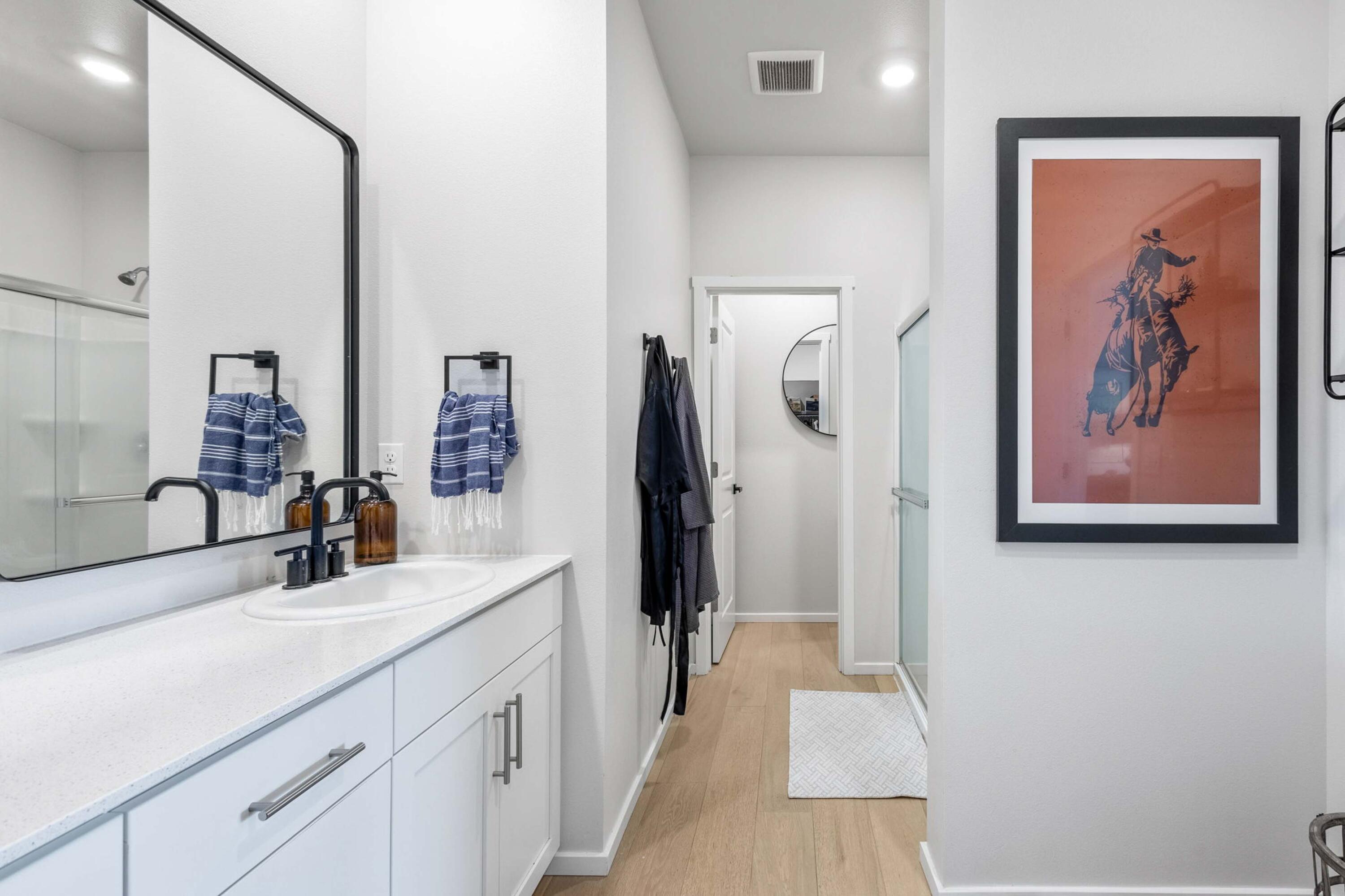 745 NE Union Loop