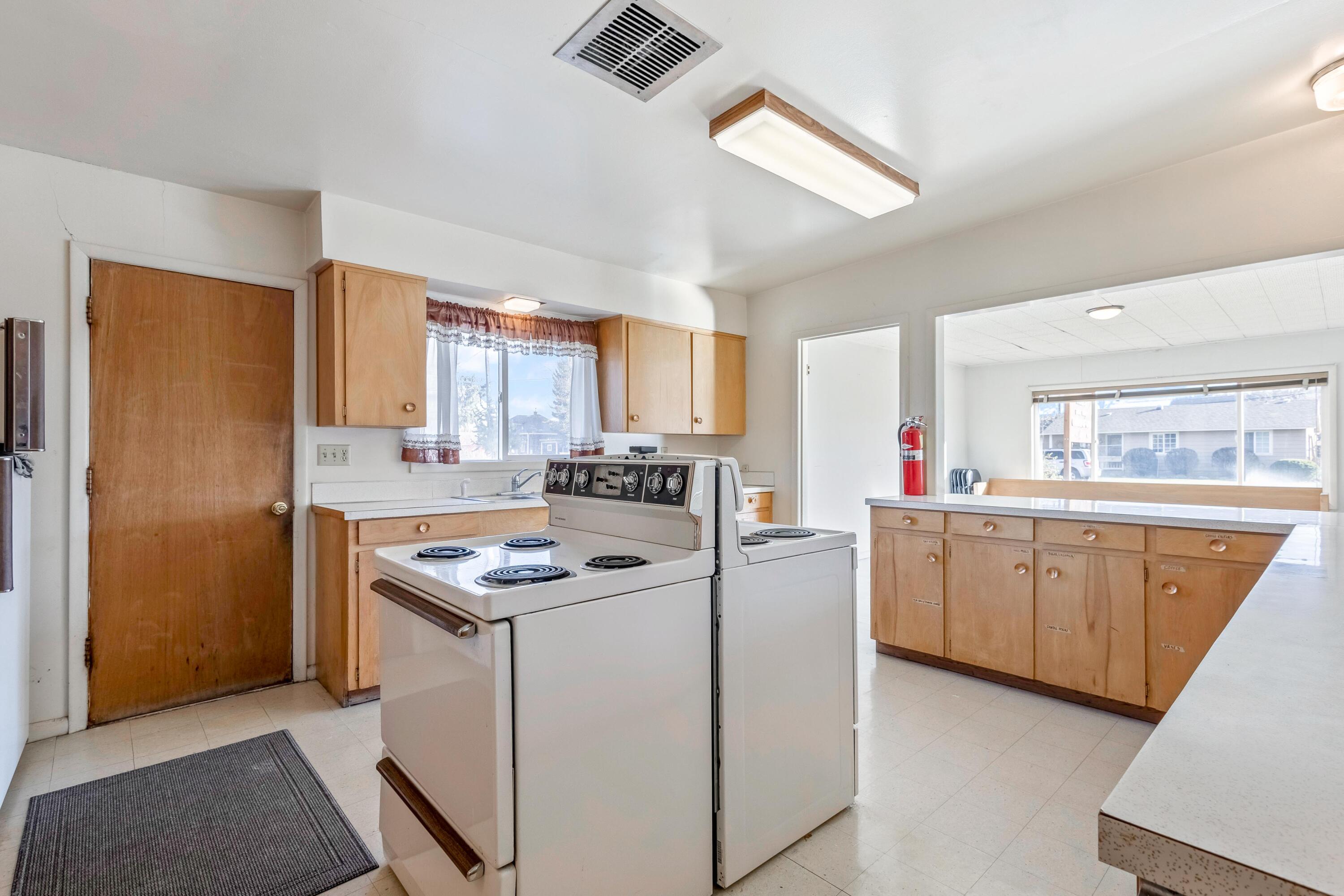 521 NW 5th Street
