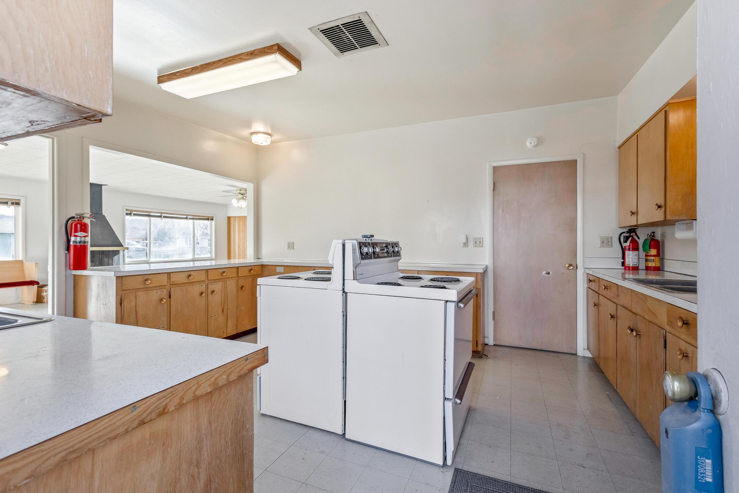 521 NW 5th Street