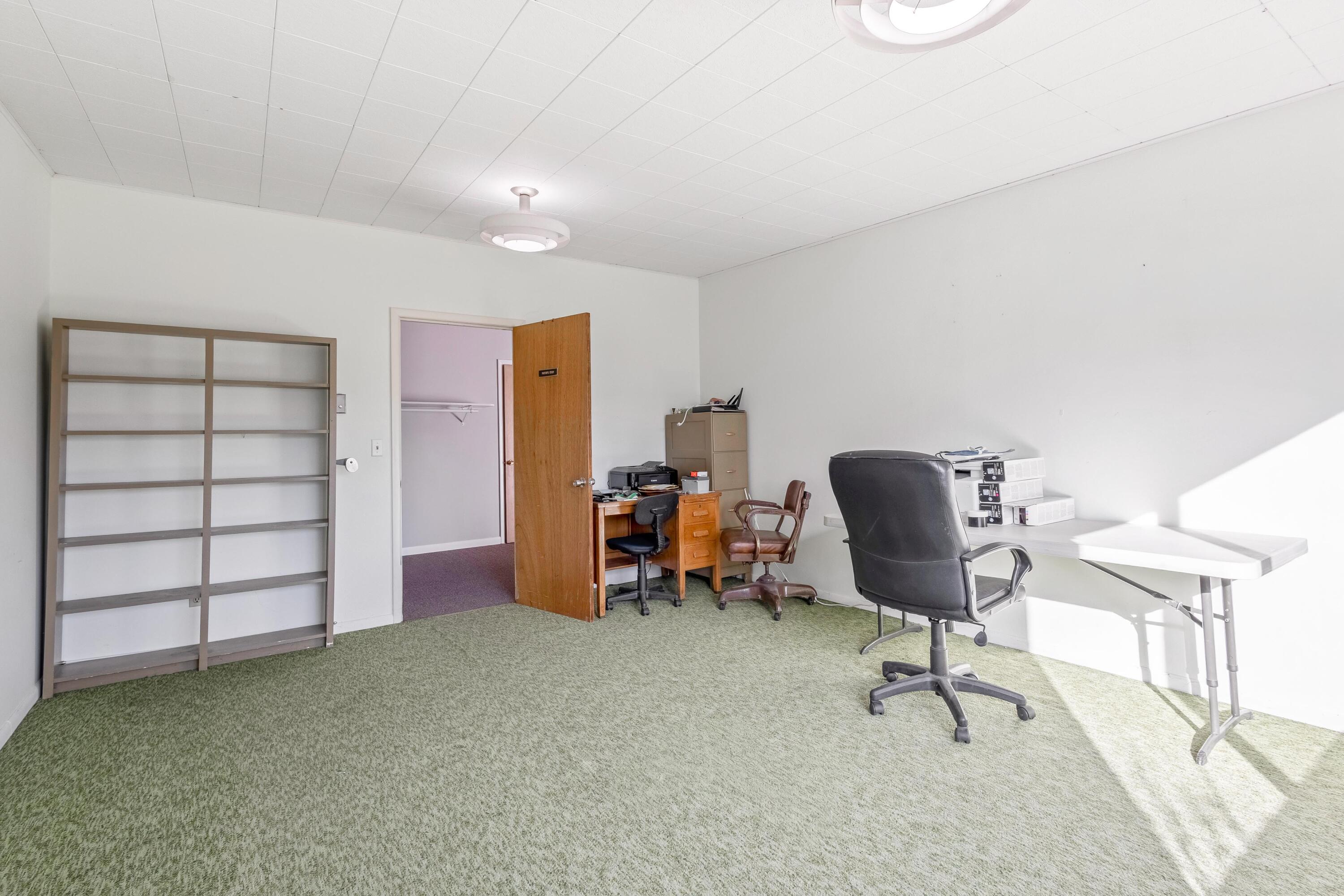 521 NW 5th Street