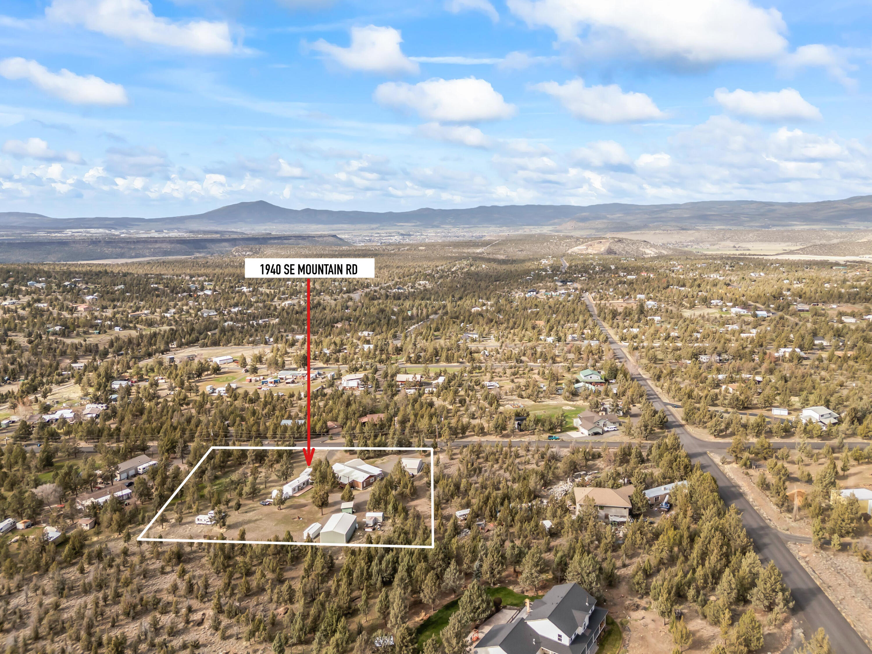 1940 SE Mountain Road