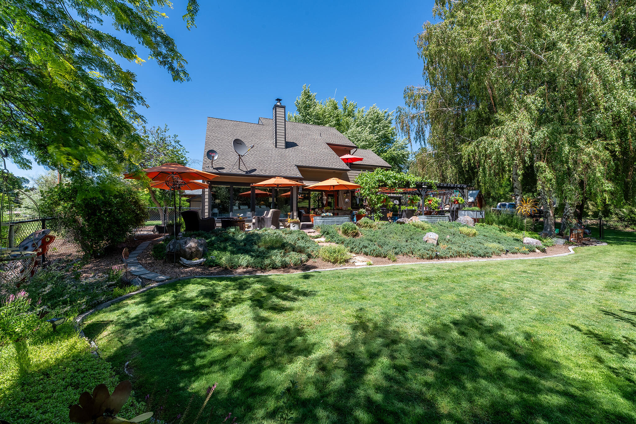 101 NE Marmot Lane