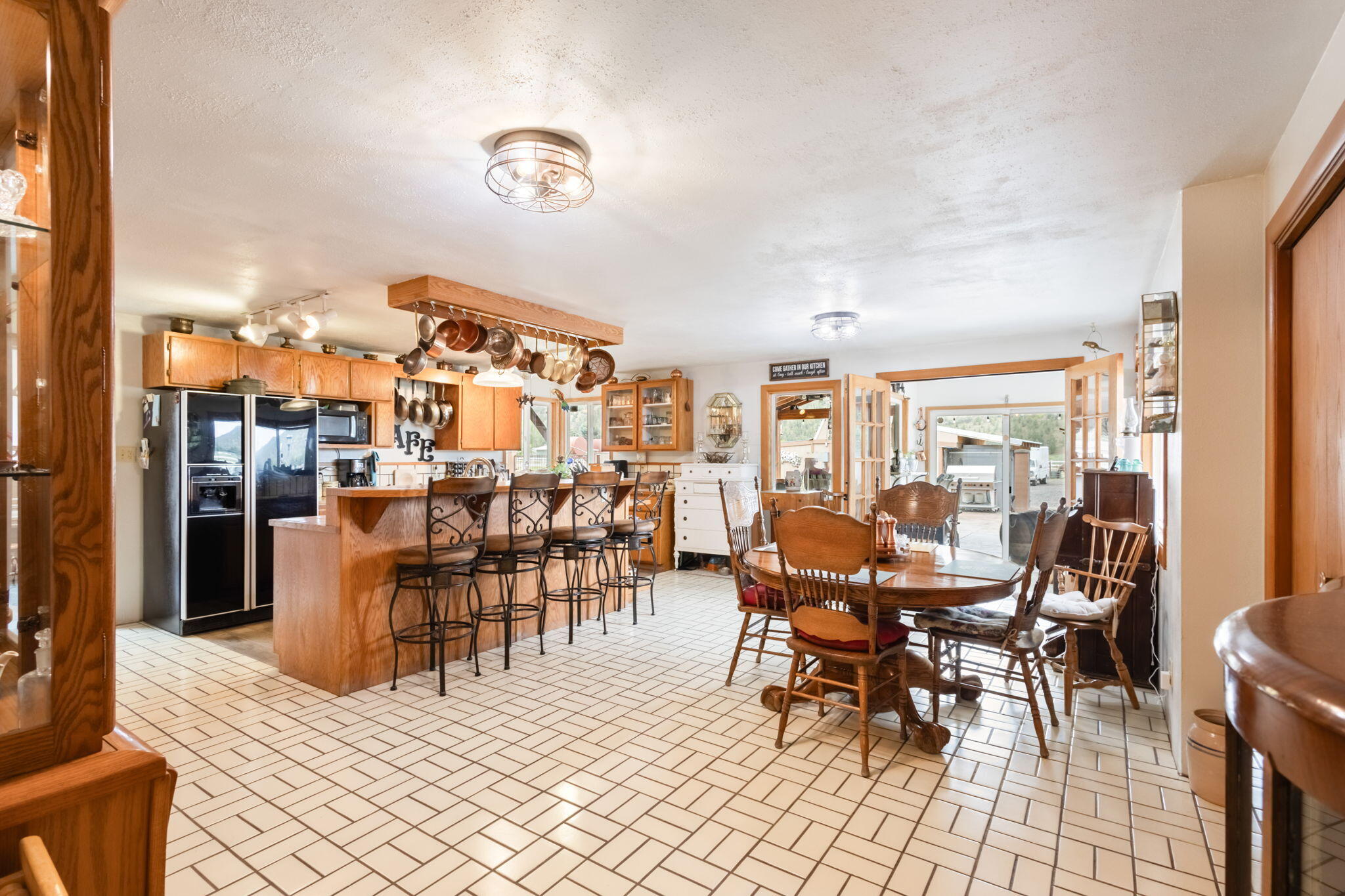 389 NE Orchard Lane