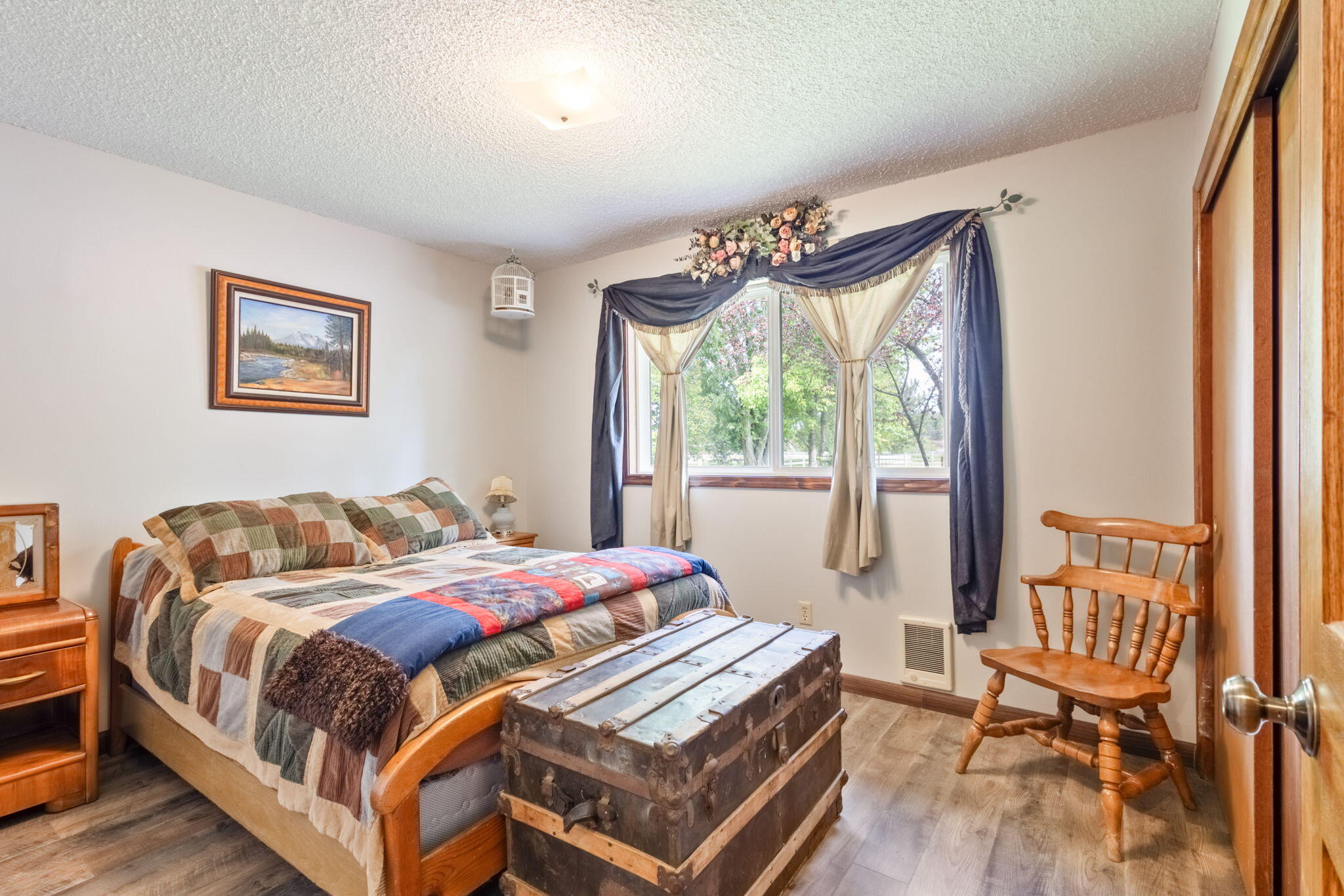 389 NE Orchard Lane