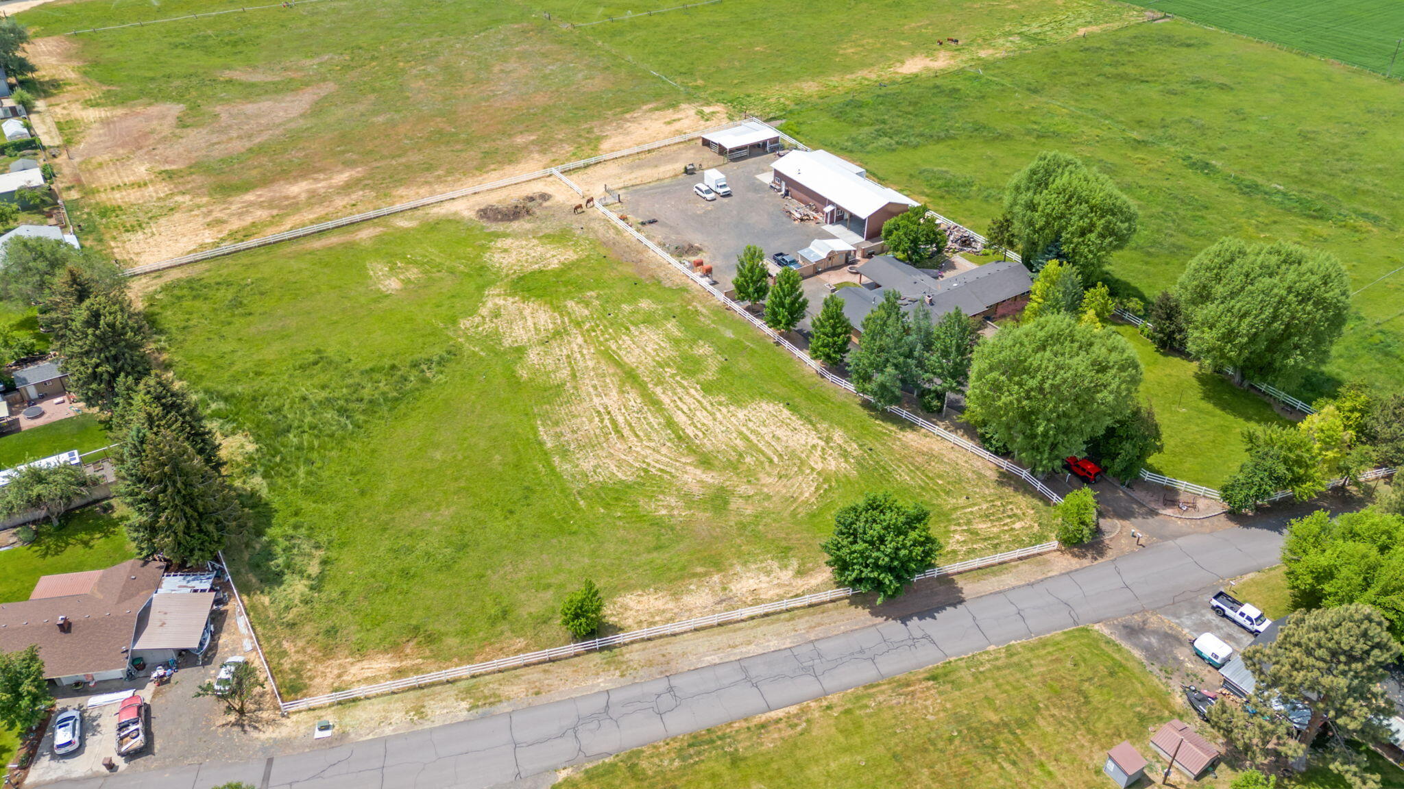 389 NE Orchard Lane
