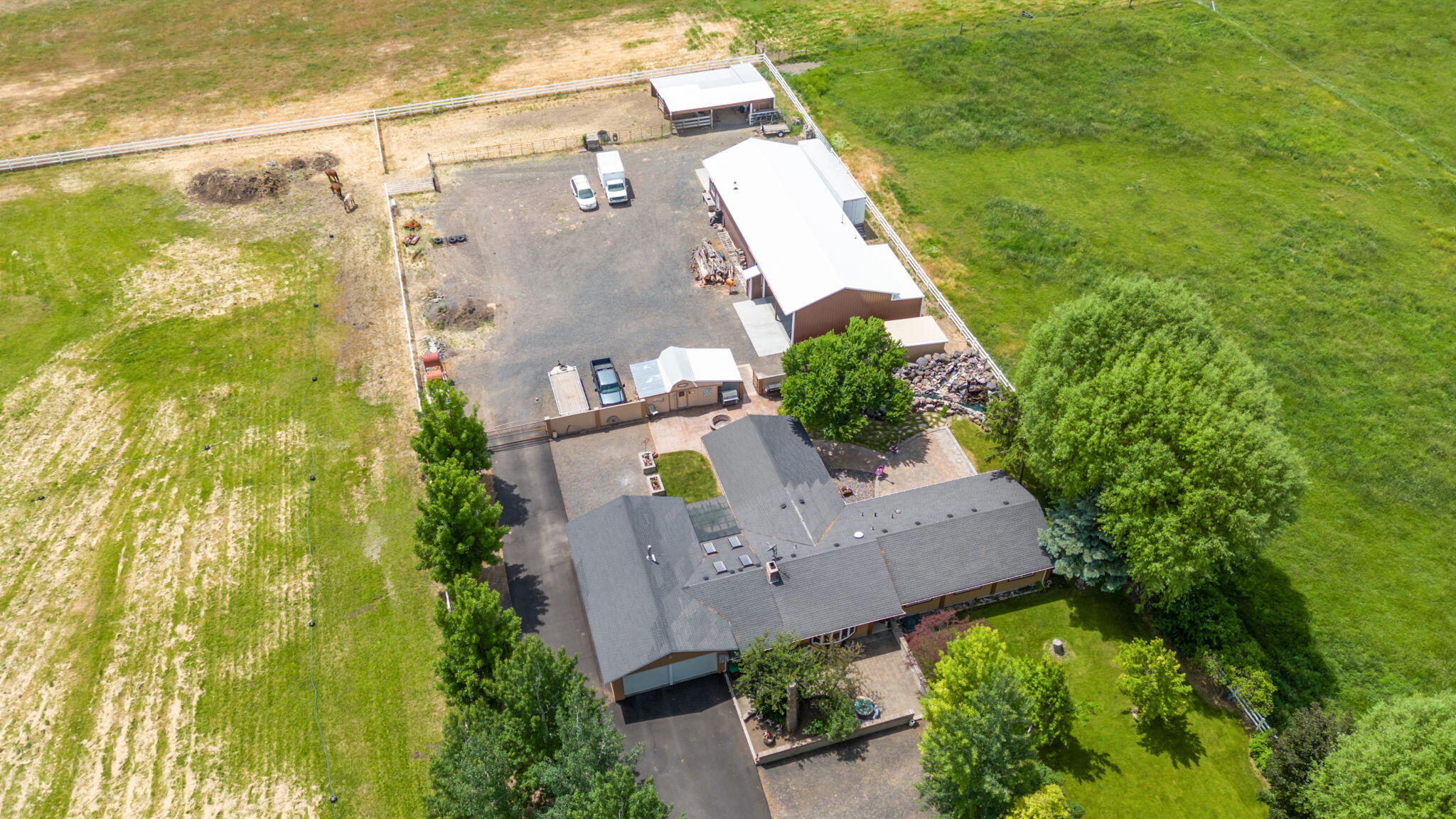 389 NE Orchard Lane
