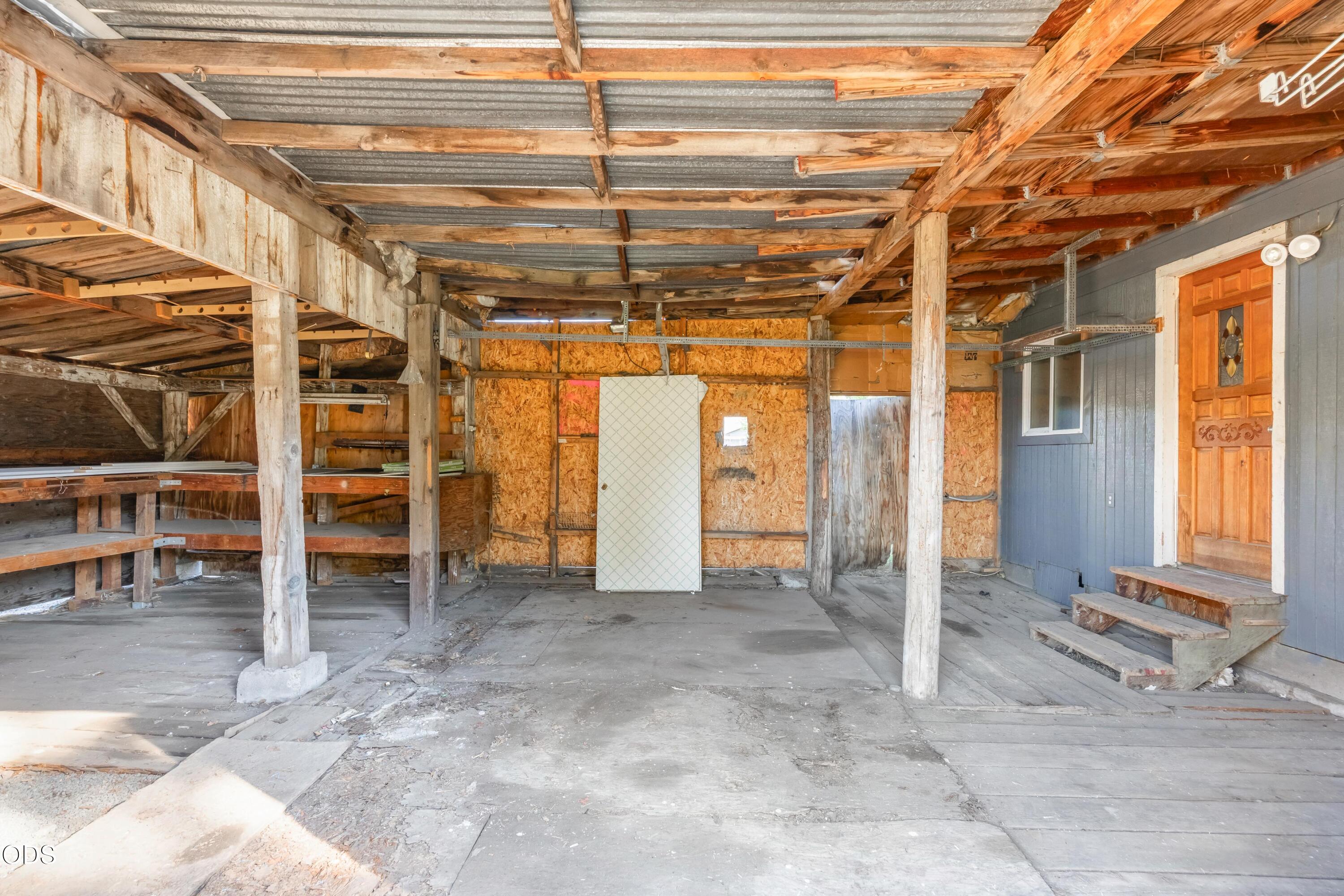 2555 SE Paulina Highway