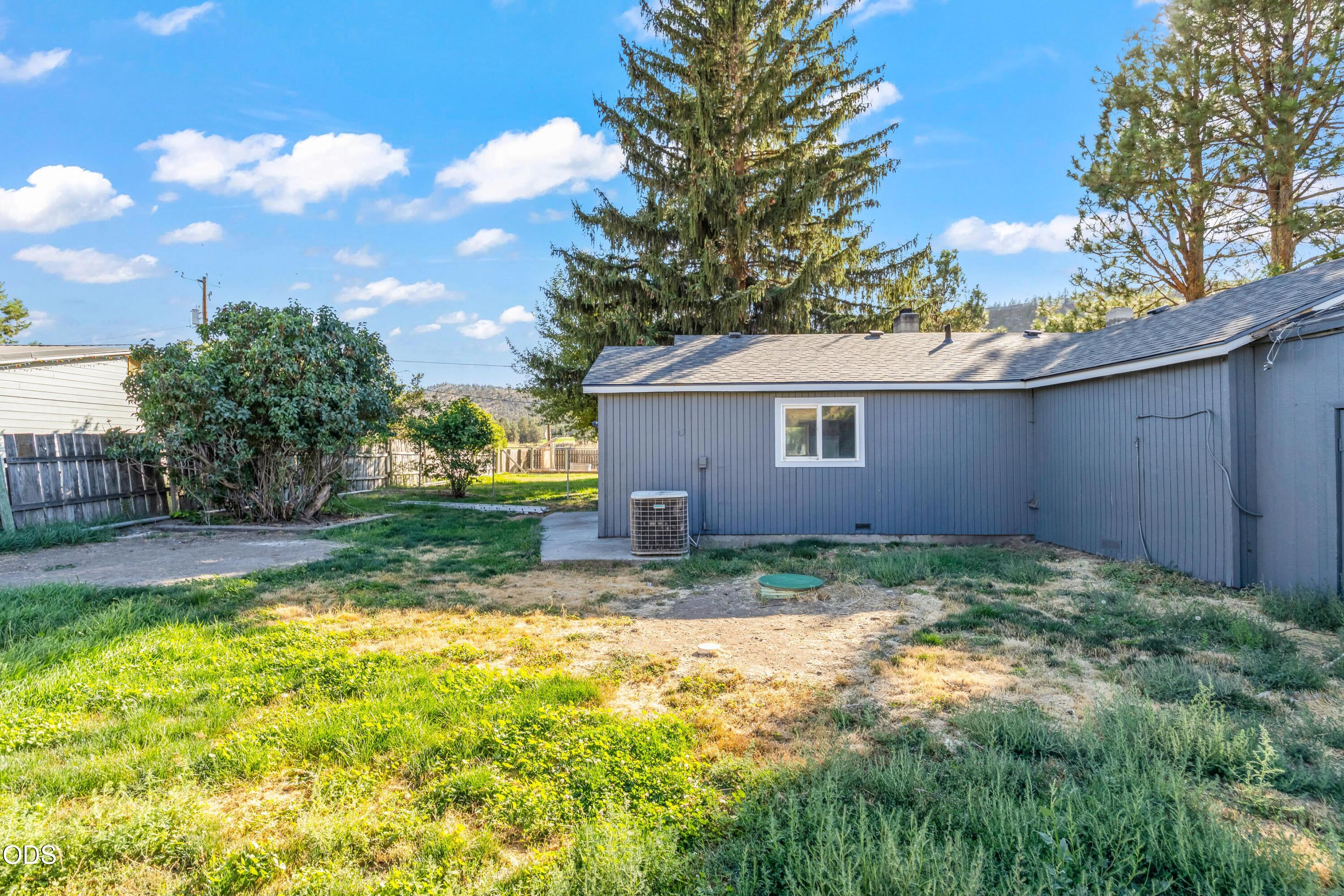 2555 SE Paulina Highway