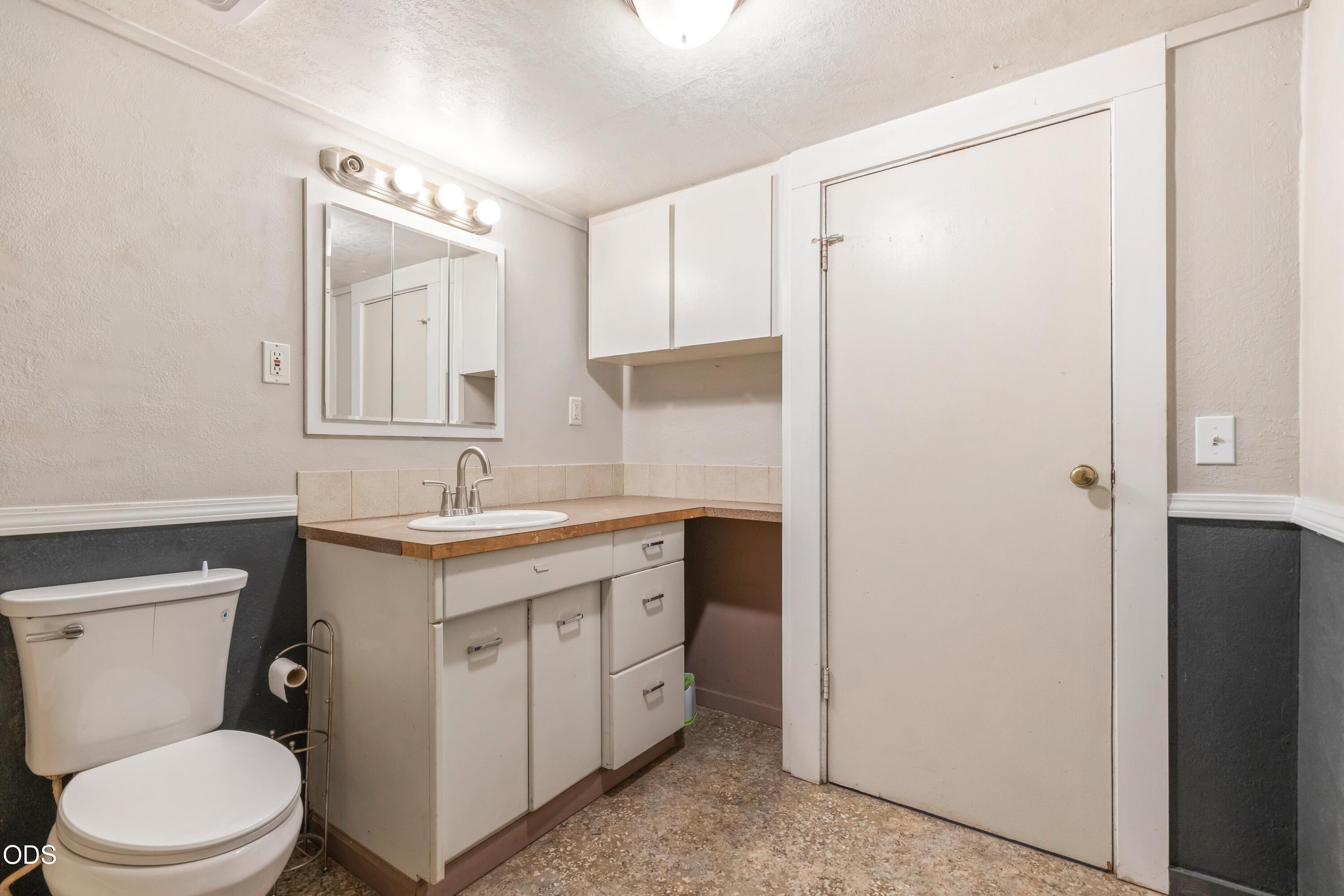 2555 SE Paulina Highway