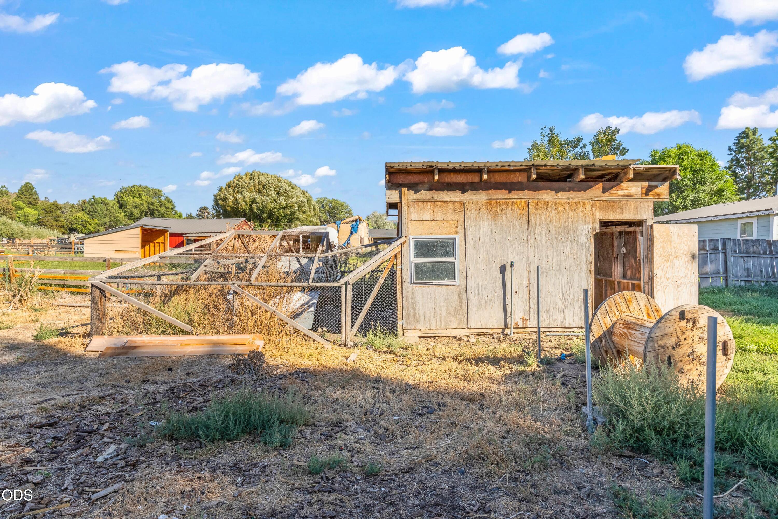 2555 SE Paulina Highway