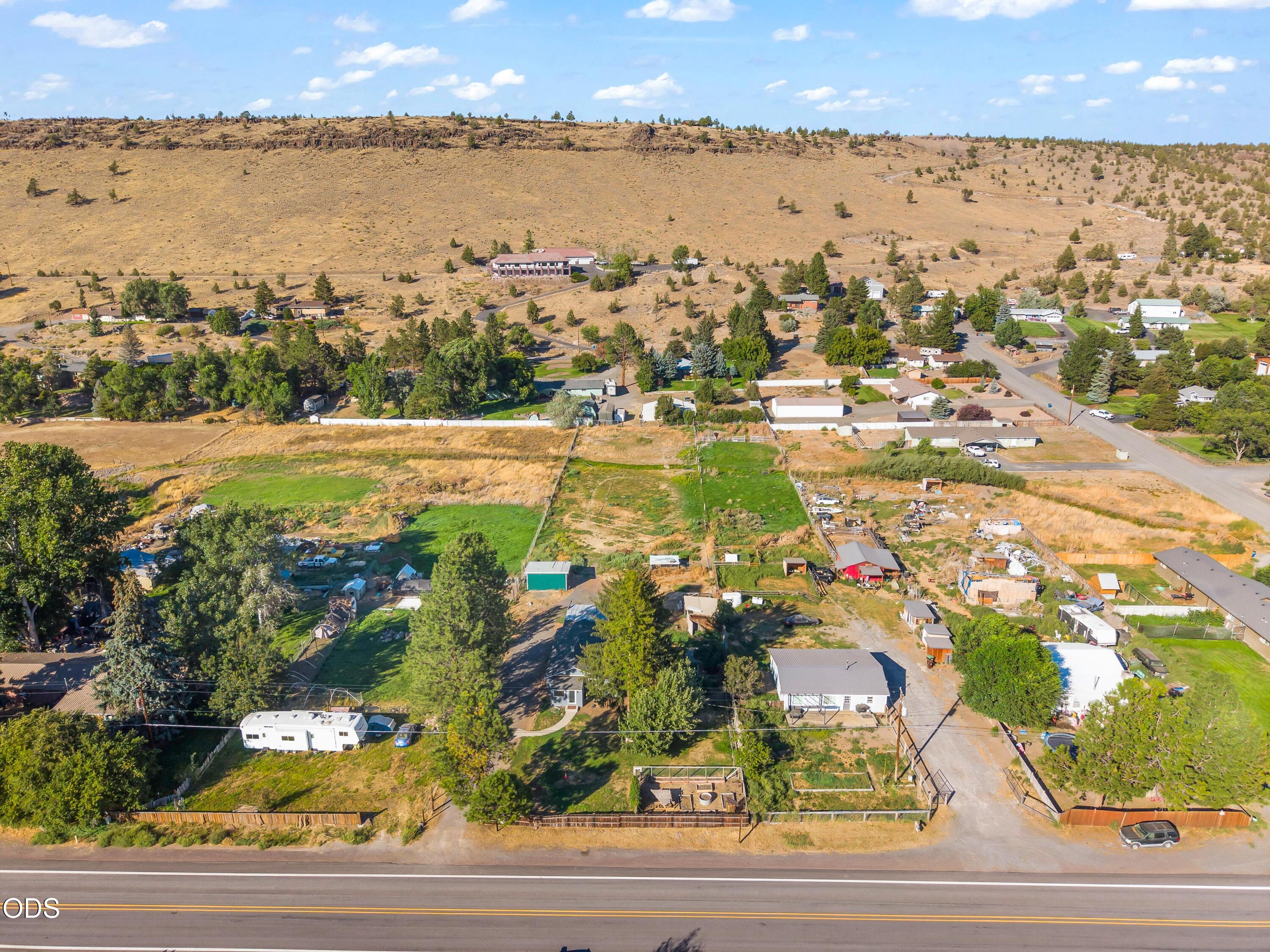 2555 SE Paulina Highway