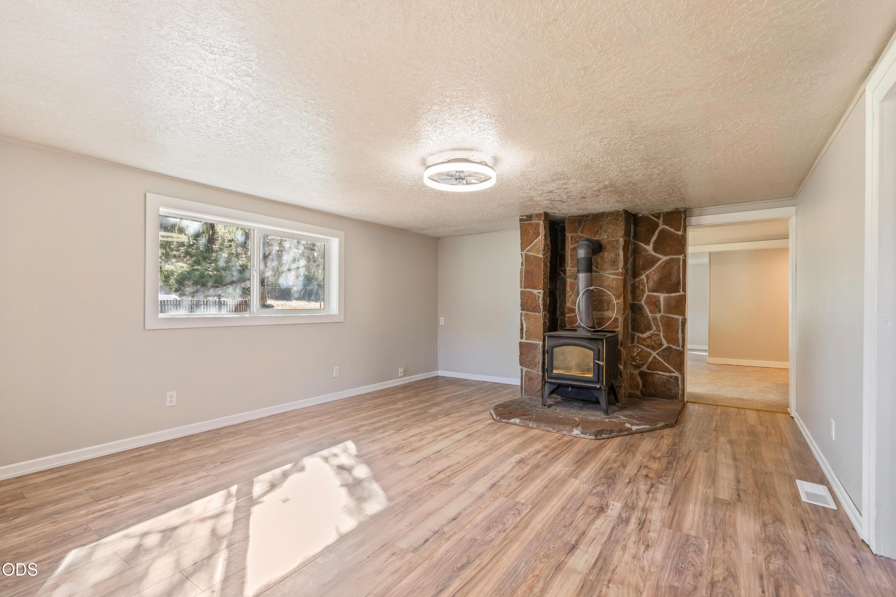 2555 SE Paulina Highway