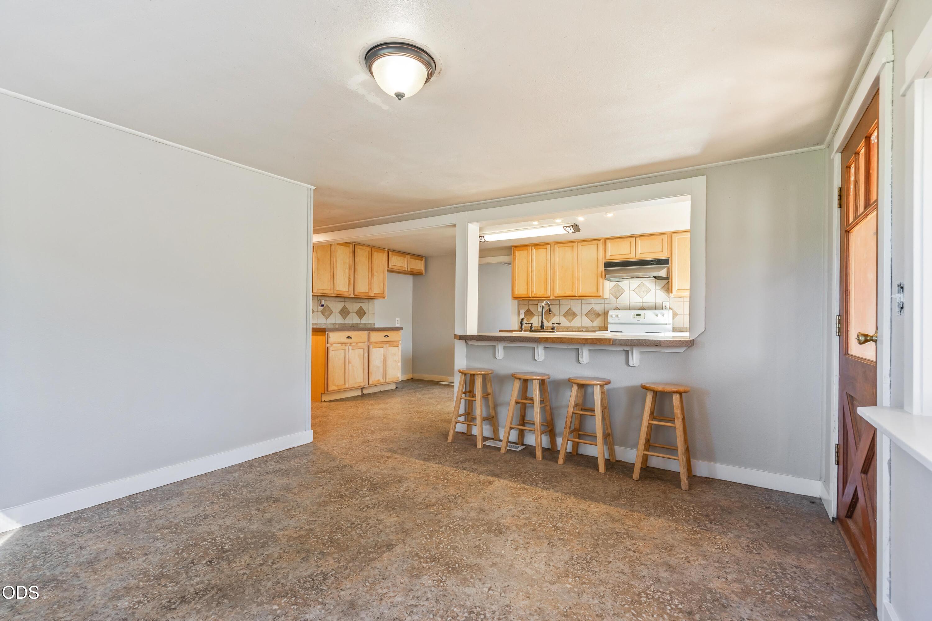 2555 SE Paulina Highway