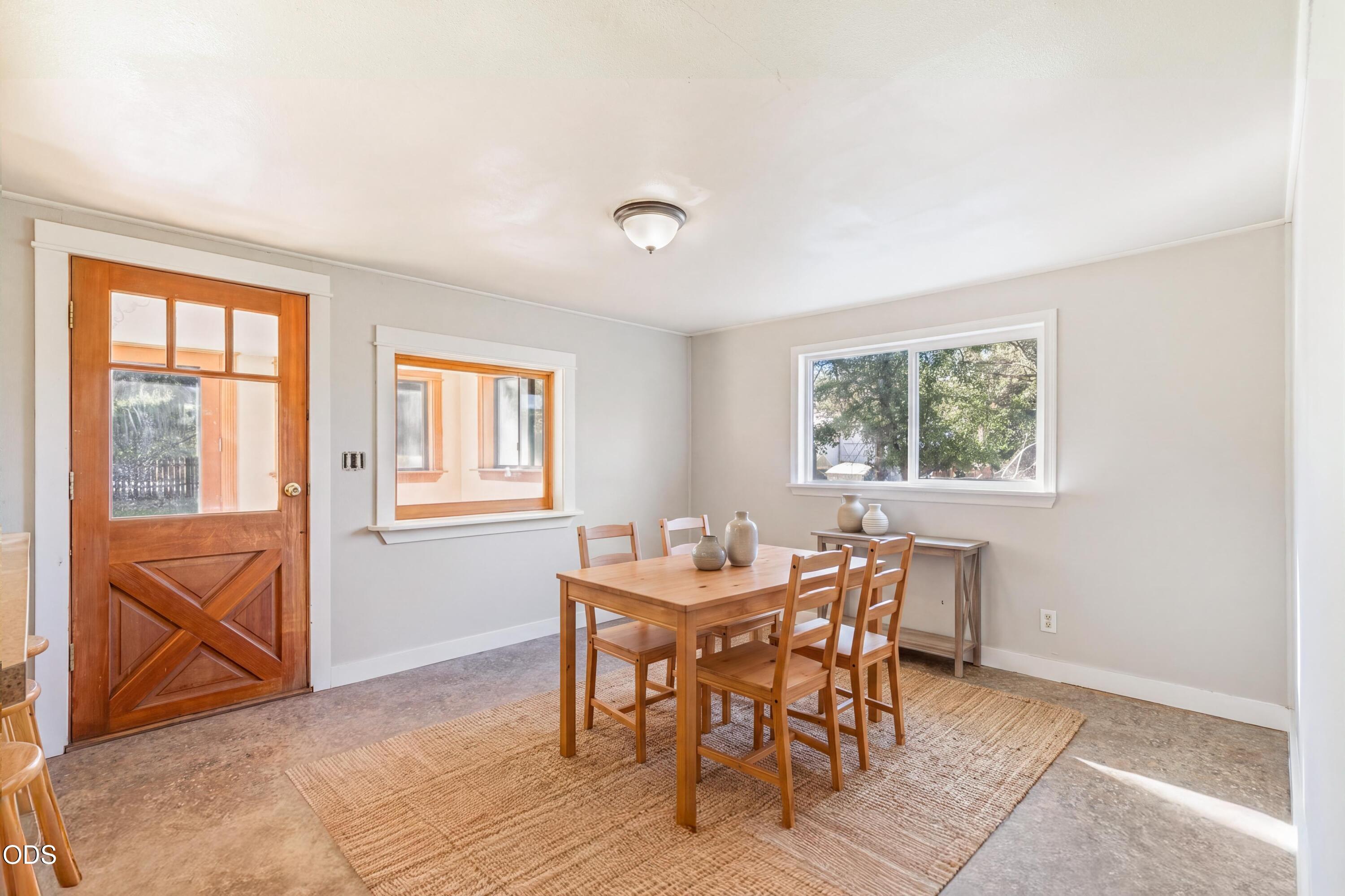 2555 SE Paulina Highway