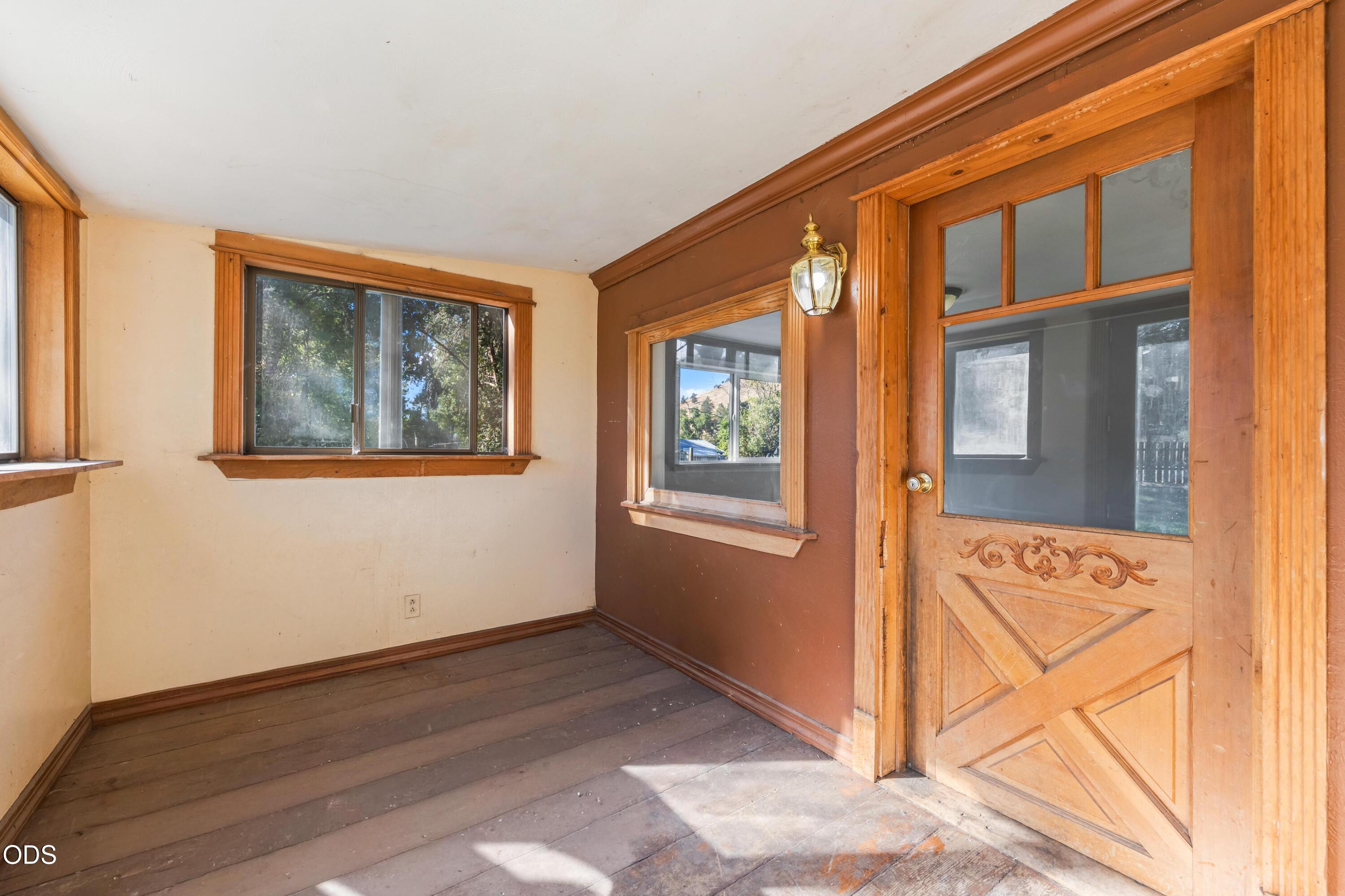 2555 SE Paulina Highway