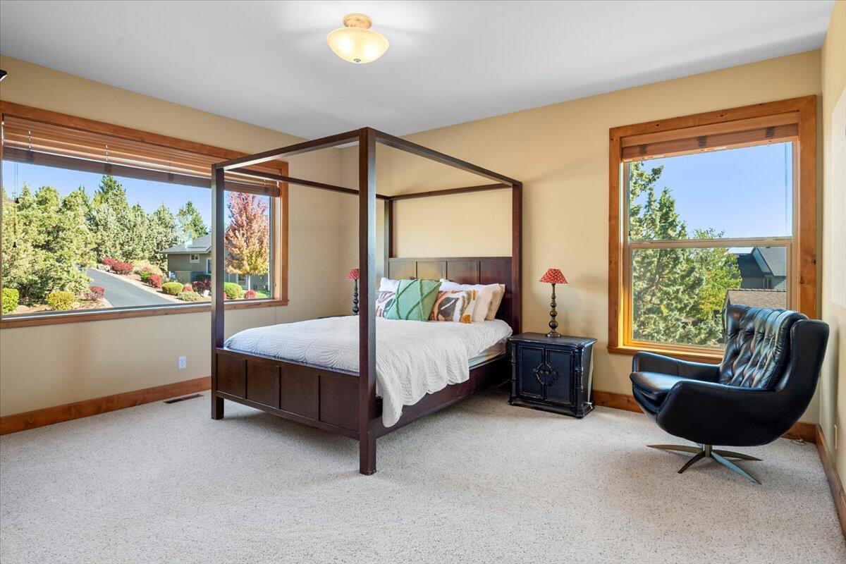 1940 Murrelet Drive