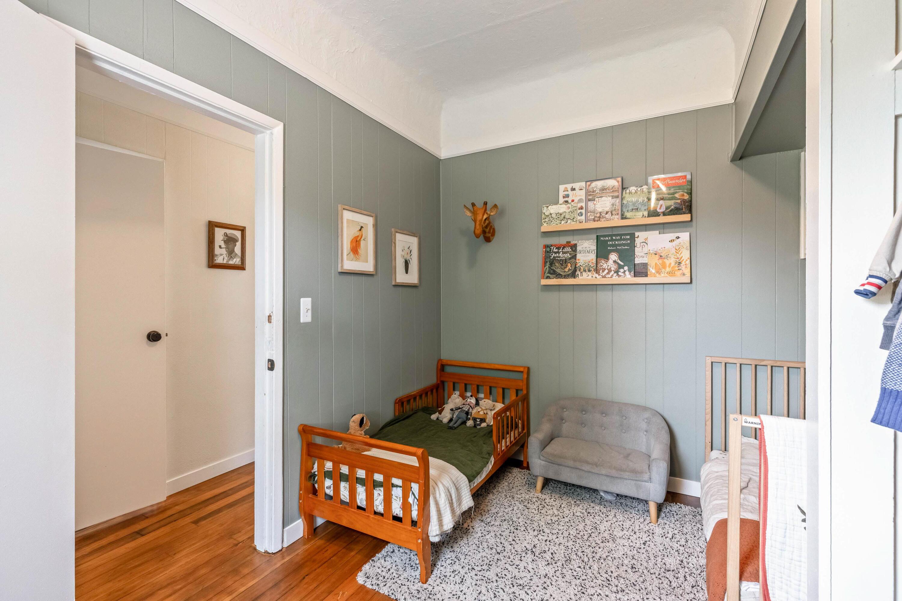 496 SW 2nd Street